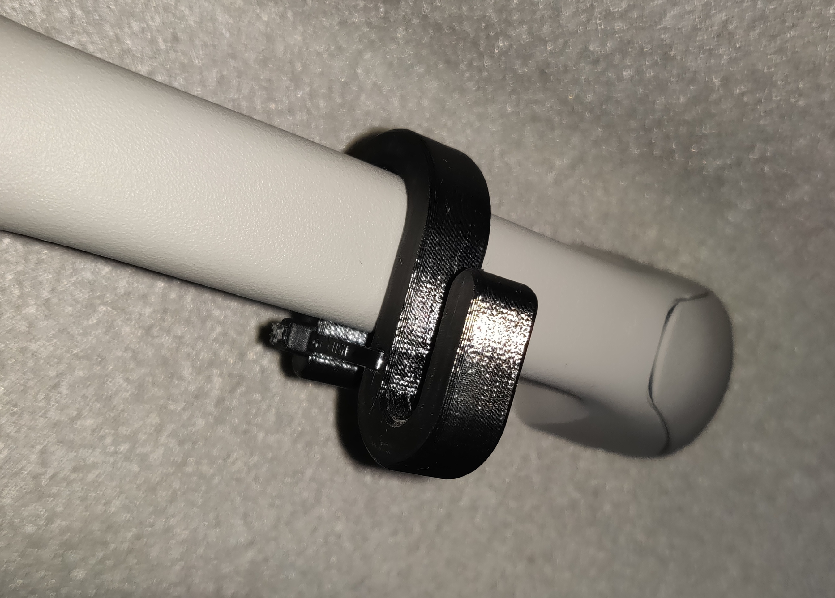 Coat hanger for car (Dacia Duster, but parametric to fit other cars)