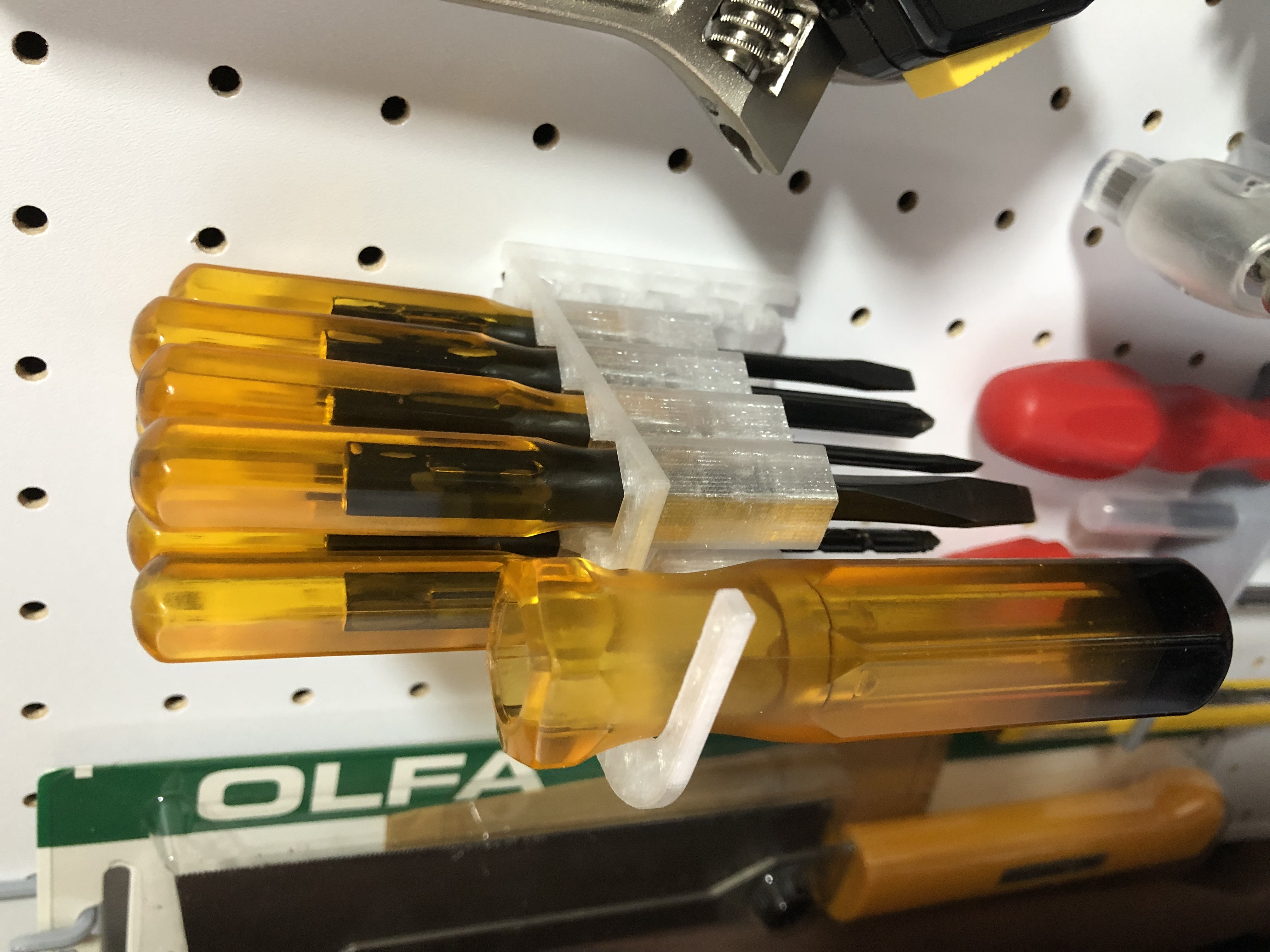 Screwdriver Holder for Pegboard by NovemberKou Download free STL