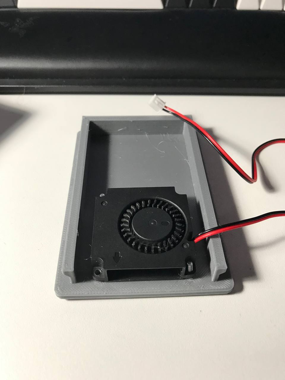 Miniatura 4 do modelo 3D Raspberry pi 3 slide case