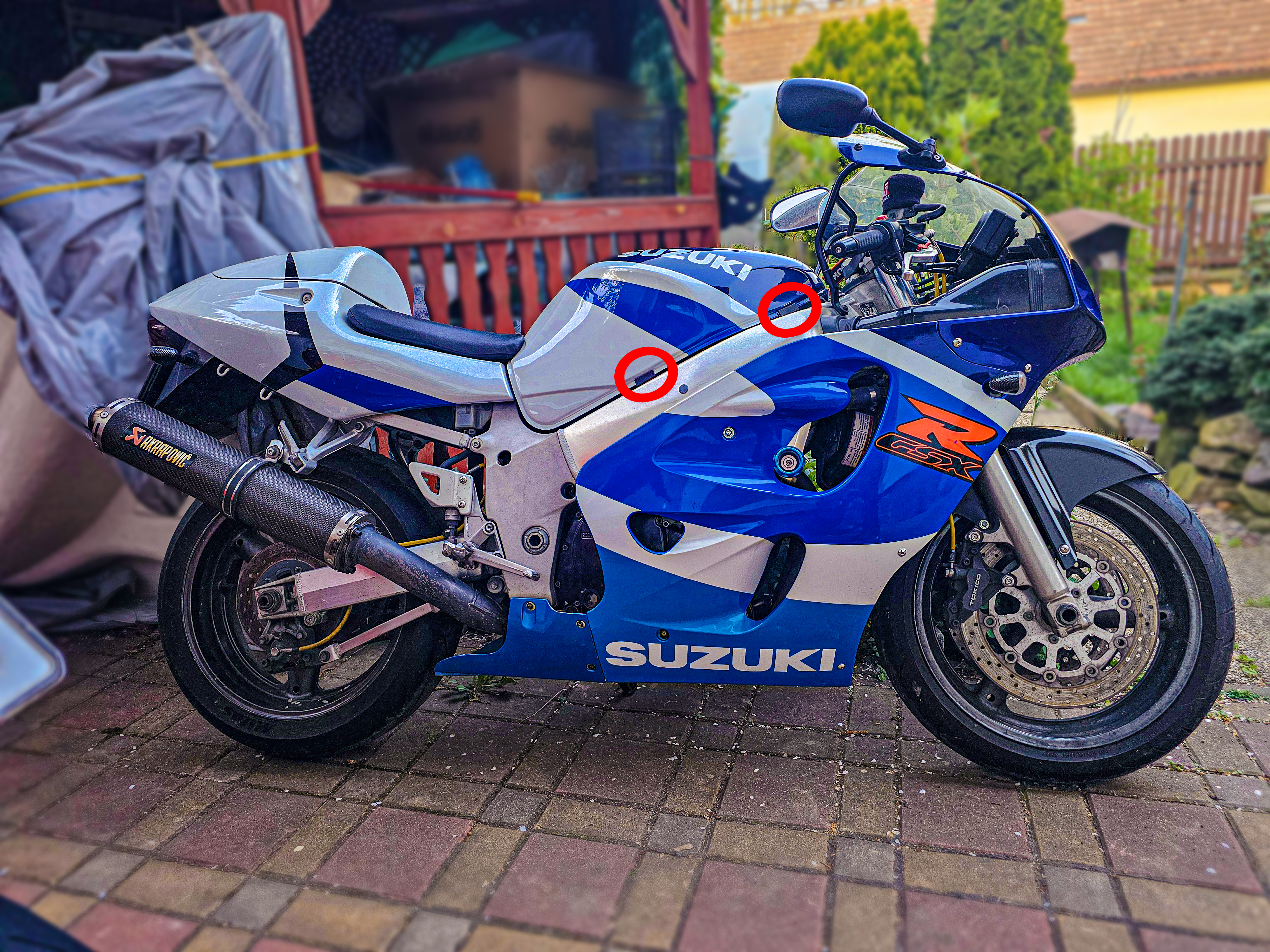 Suzuki SRAD Fuel Tank Rubbers Cushions