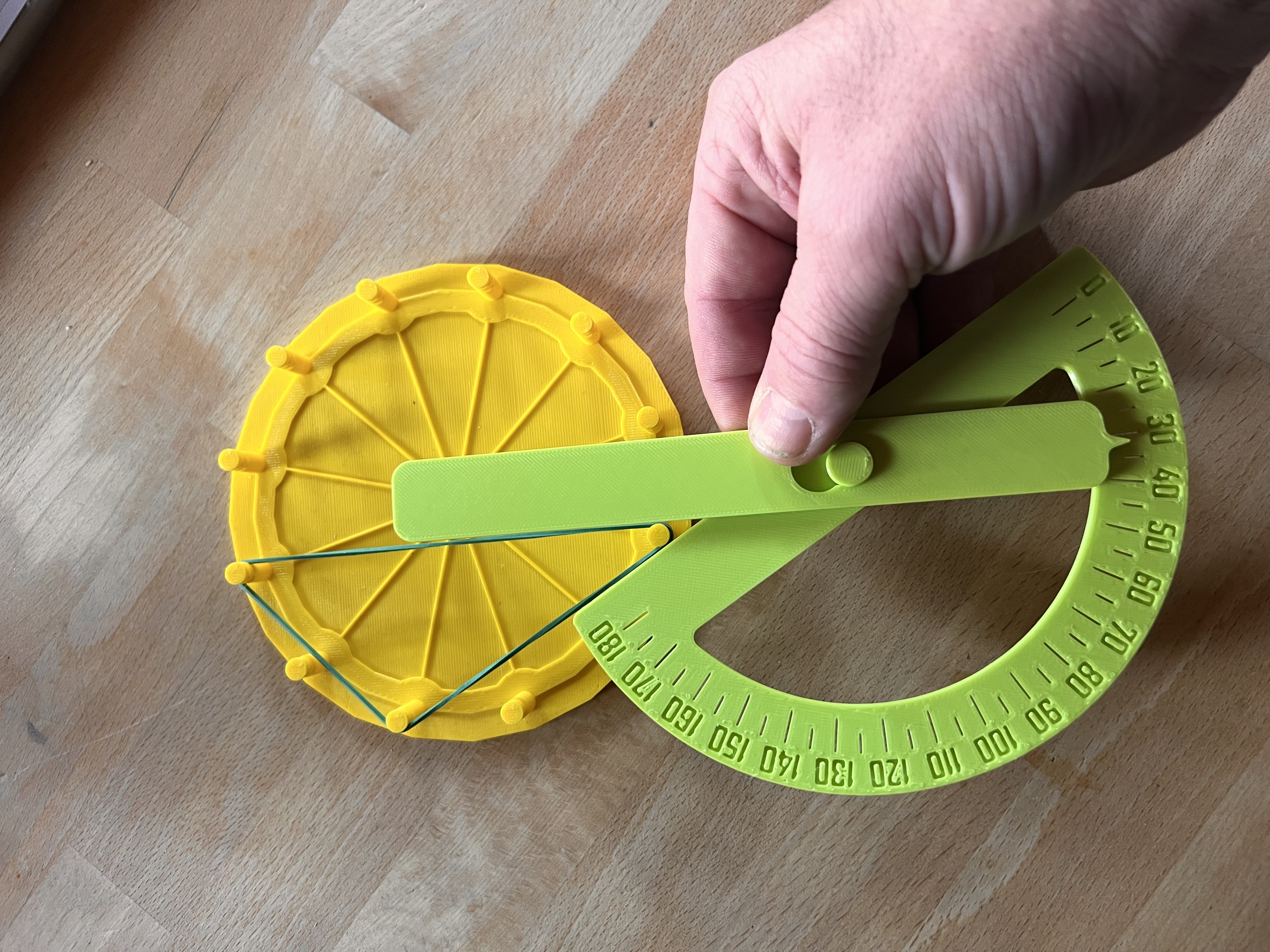 053 Vorsicht: Spielende Zahlen! Winkelmesser 2