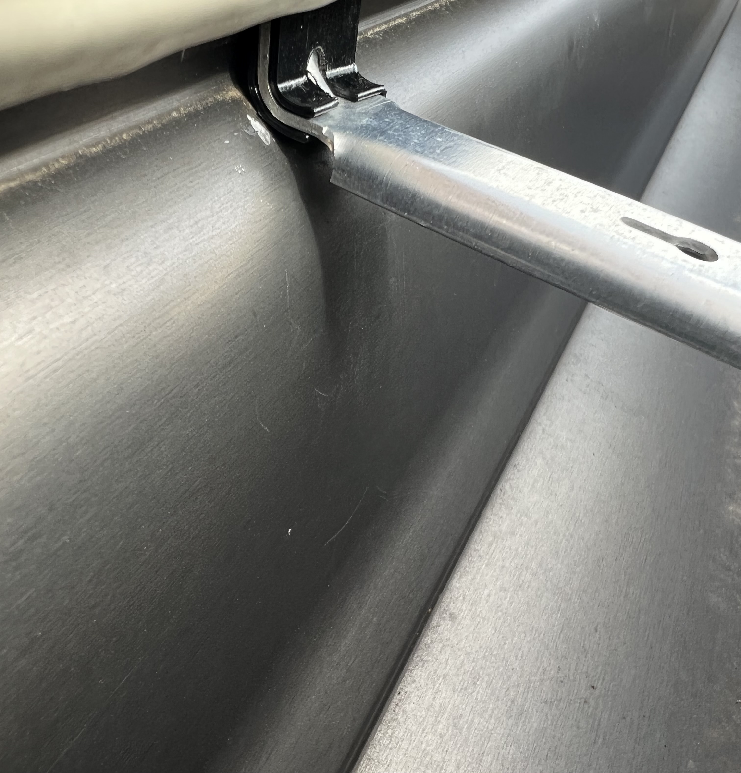 Gutter Clip Sleeve by CeptoRider | Download free STL model | Printables.com