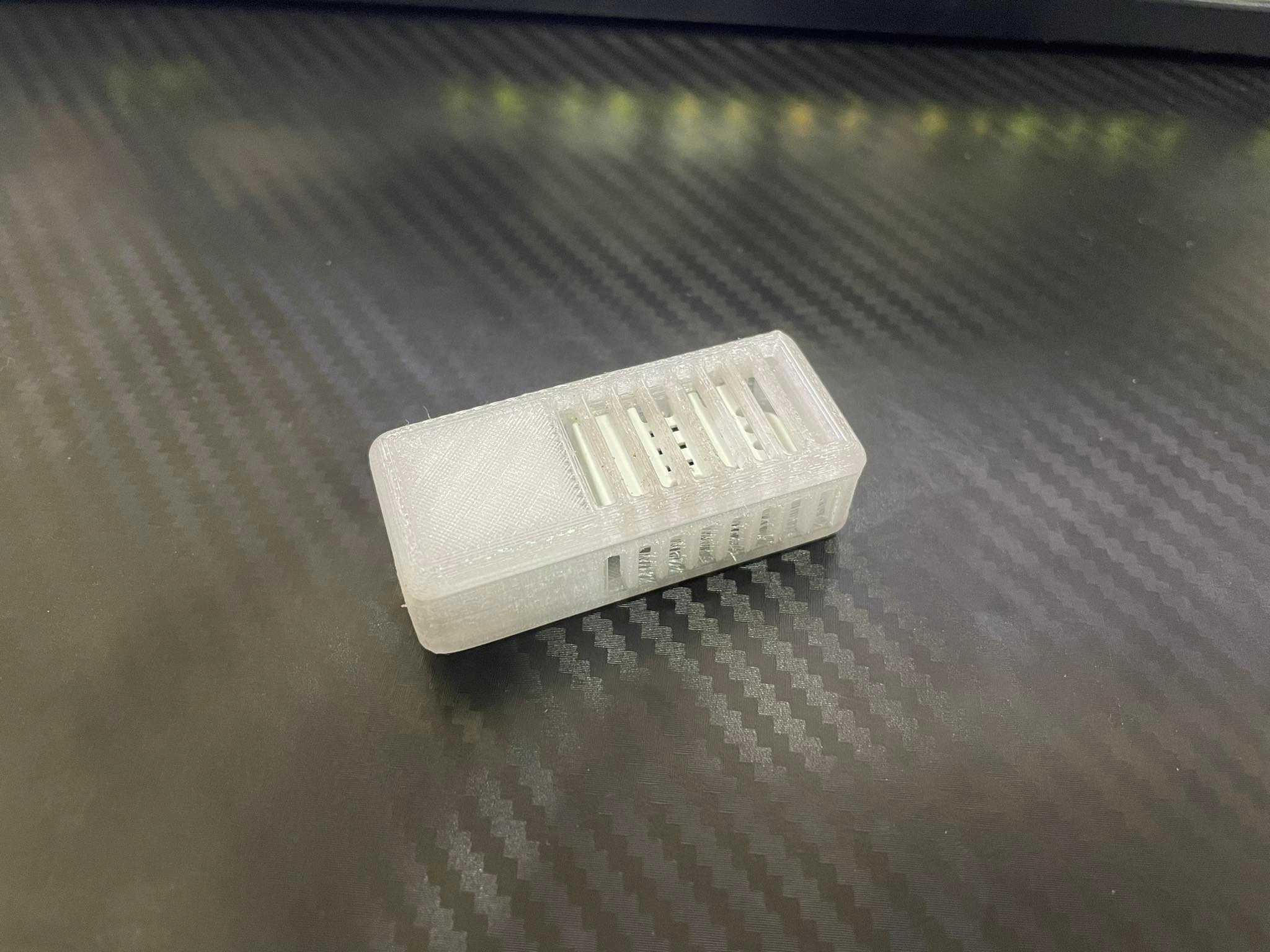 Miniatura 2 do modelo 3D DHT 22 Sensor Case (remix)
