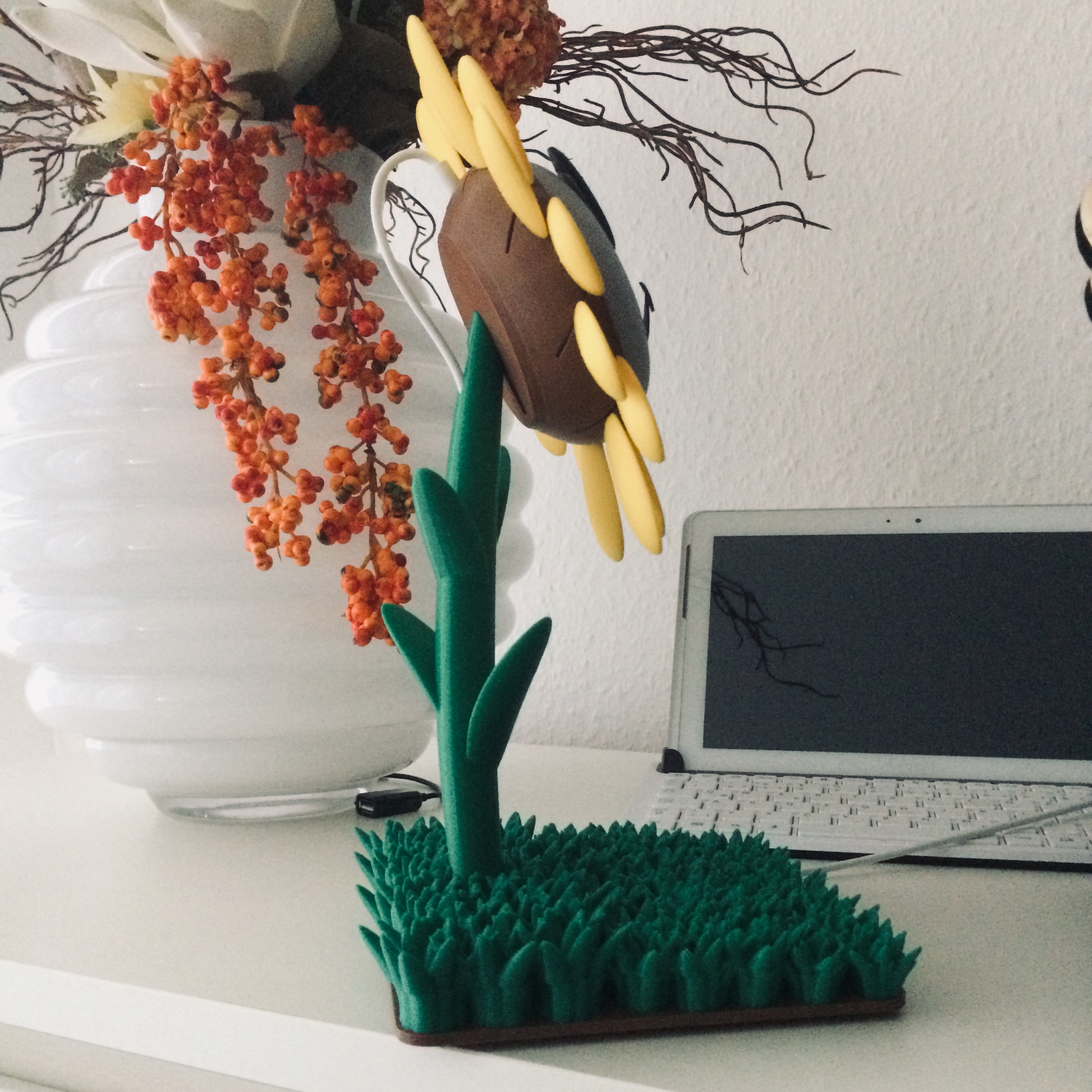 Miniatura 3 do modelo 3D Google Home Mini Sunflower