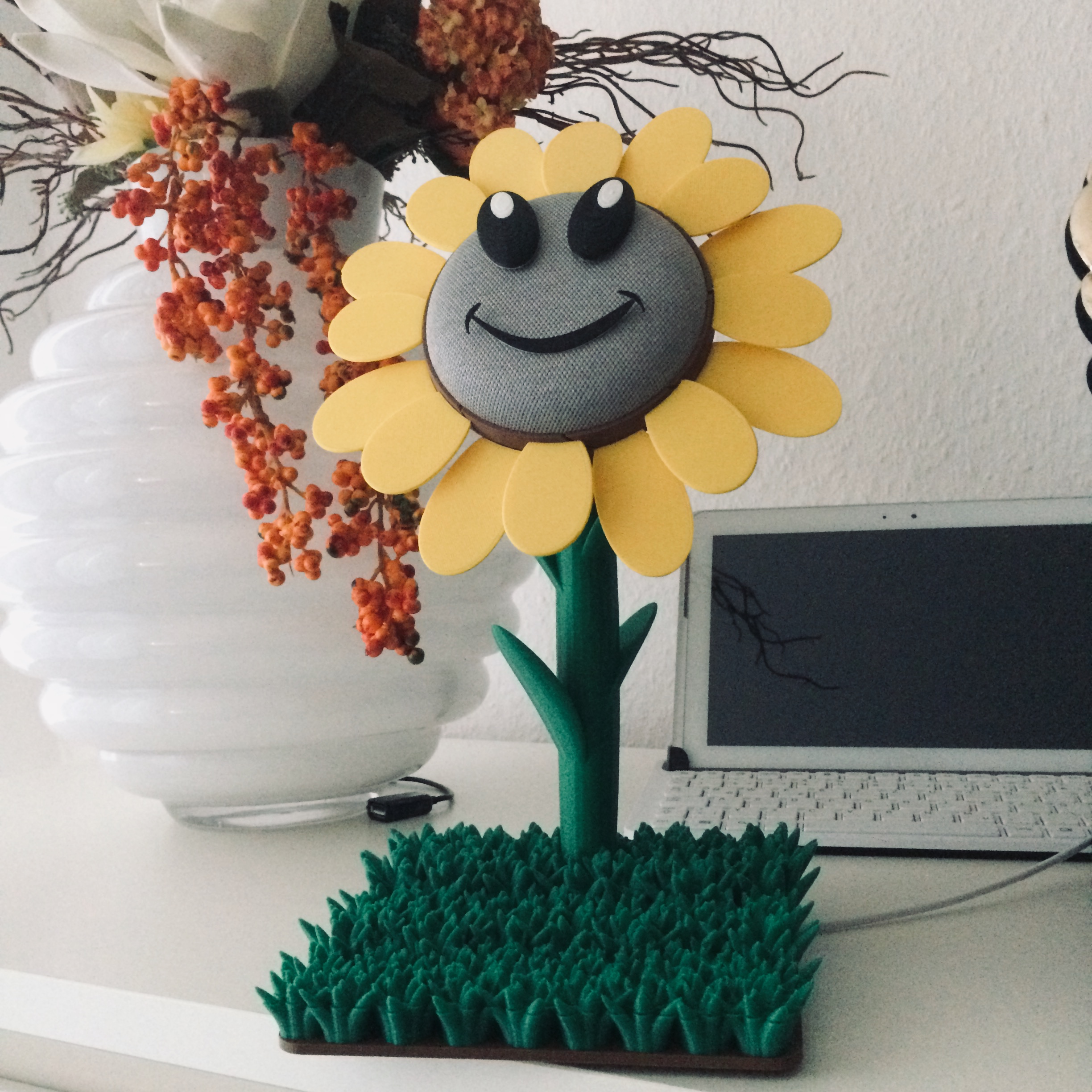 Miniatura 5 do modelo 3D Google Home Mini Sunflower