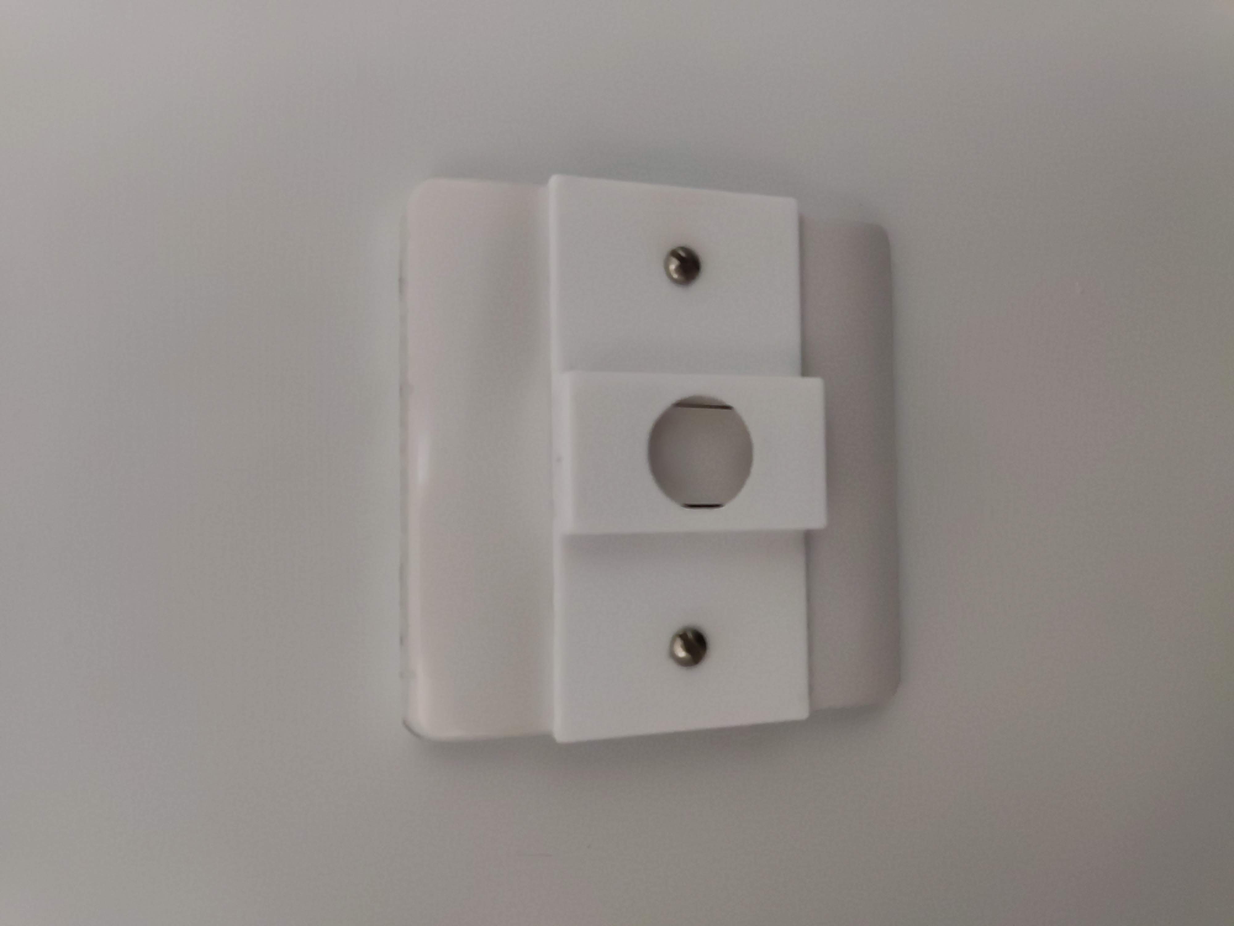 how to replace a light switch cover uk