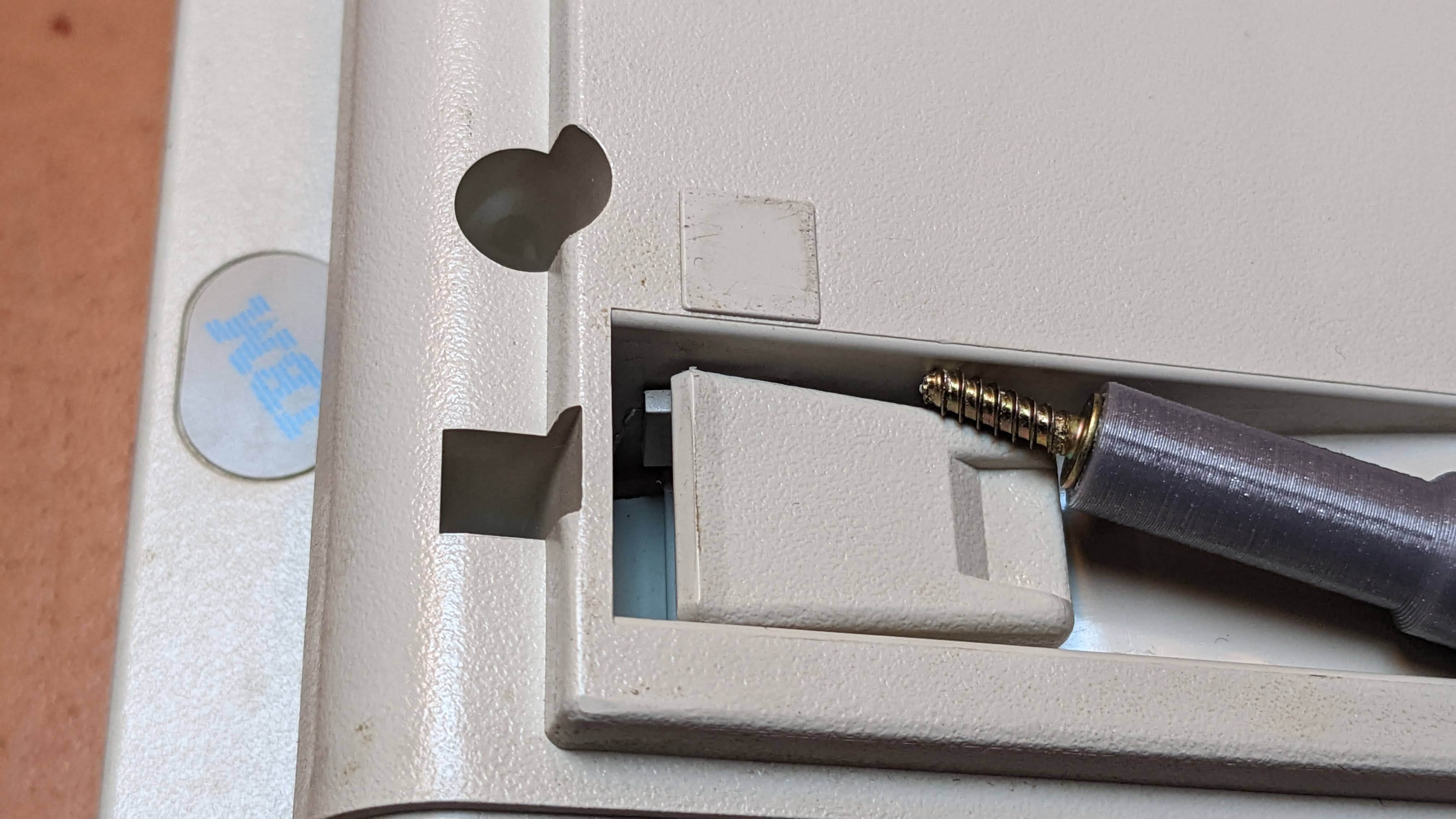 IBM keyboard opening socket — miniatura 2