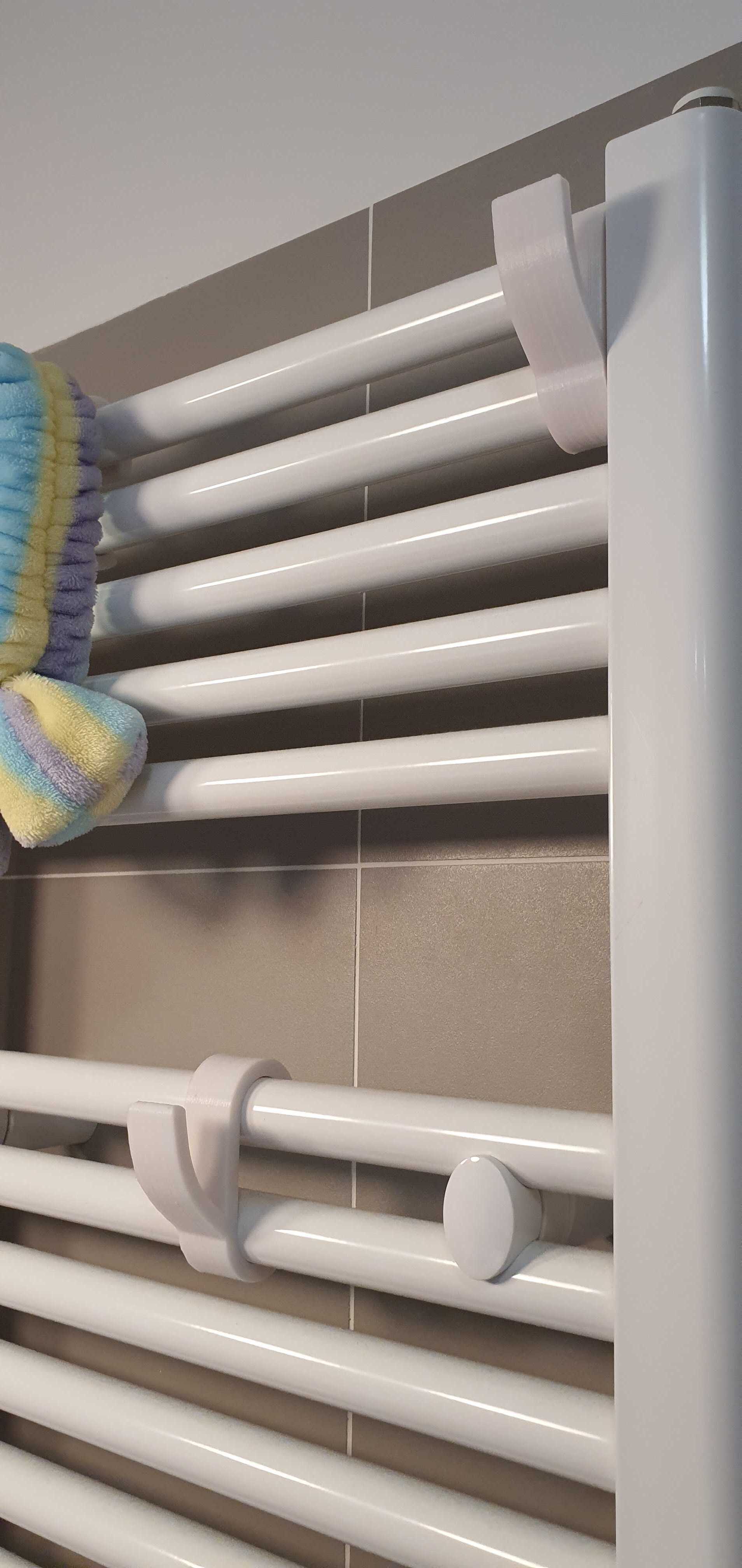 RADIATOR HOOK
