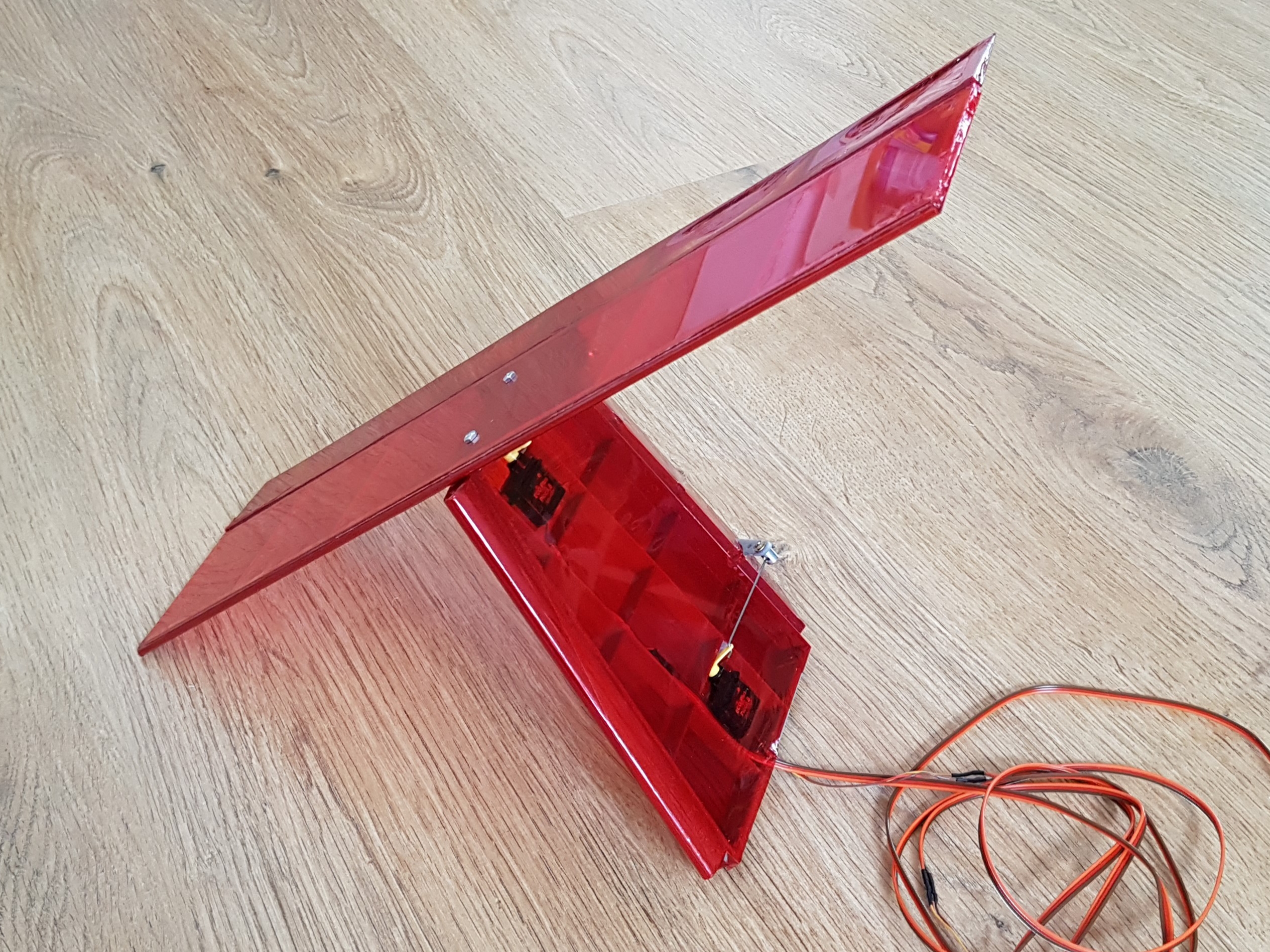 Modular RC airplane - Tail section — miniatura 2