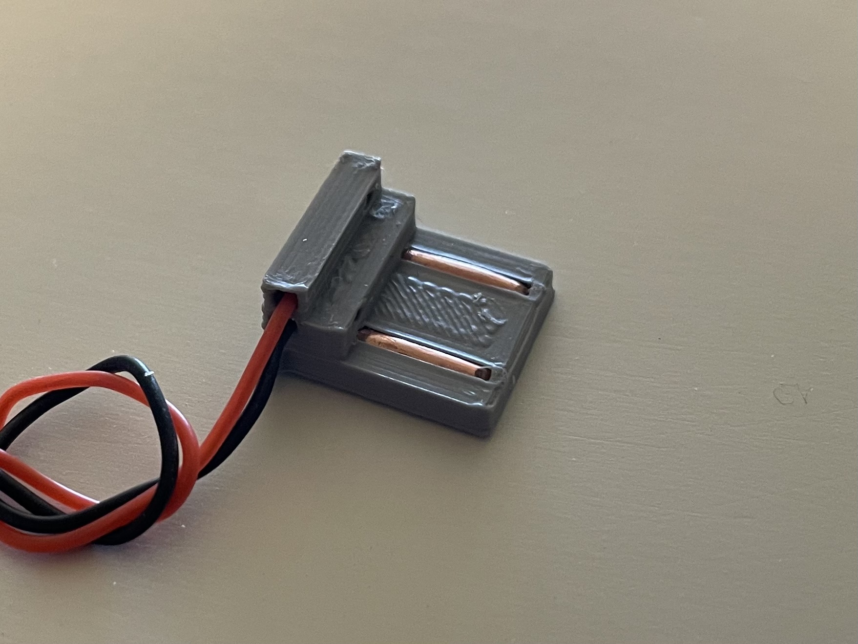 Compact Low Profile 5v USB Type A Connector (14 AWG)