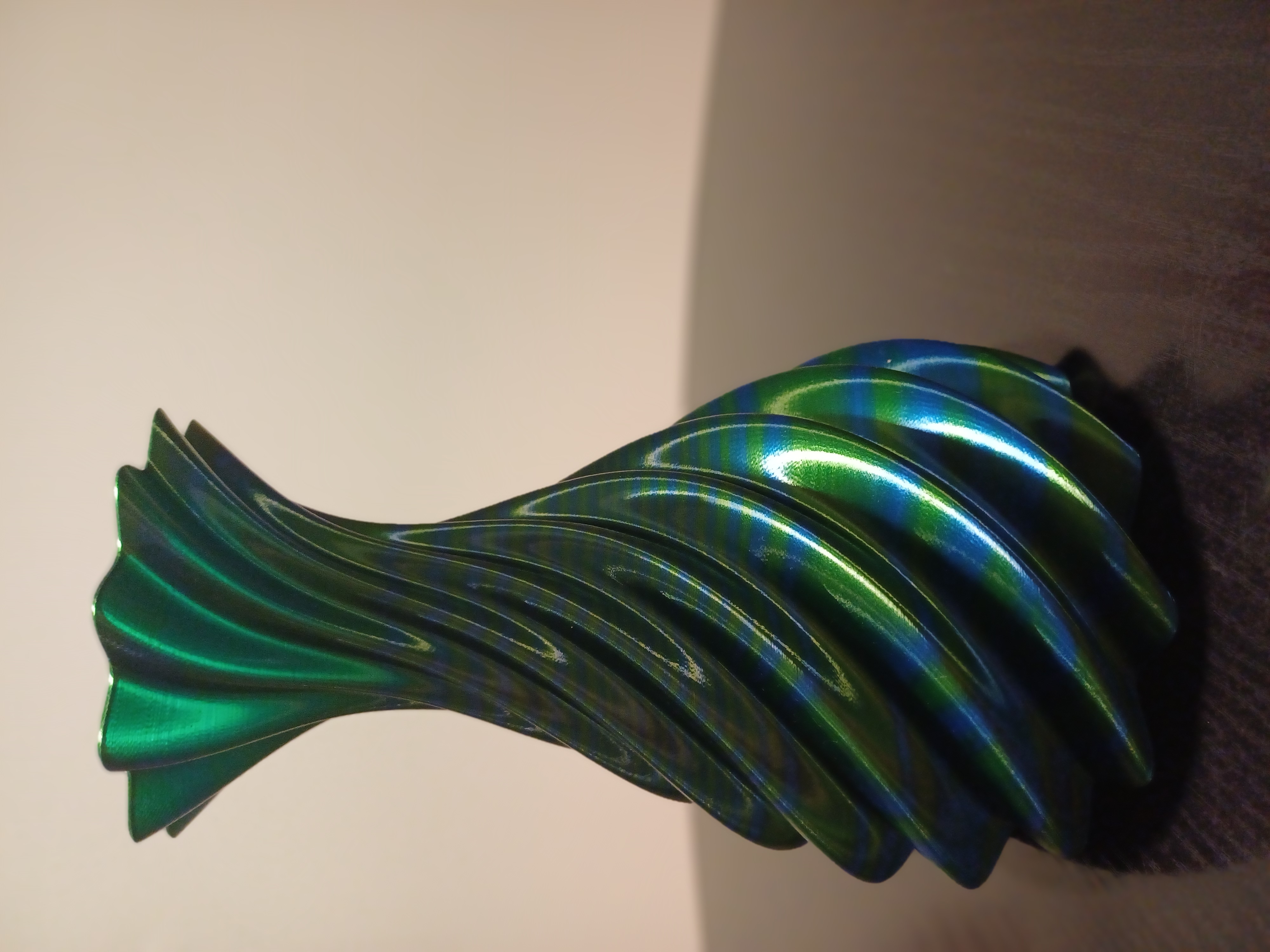 Twisty vase