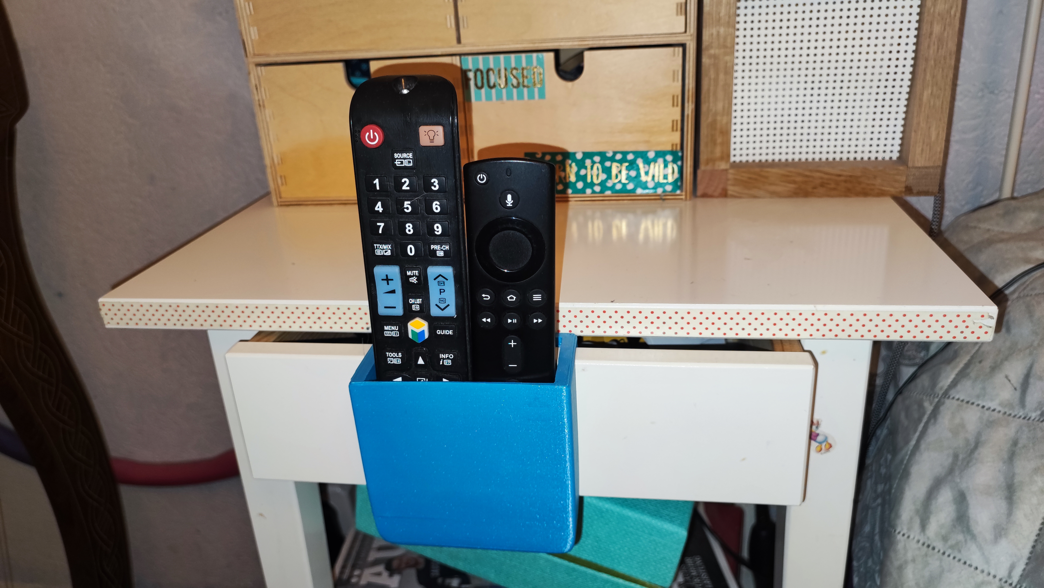 Remote holder for drawers