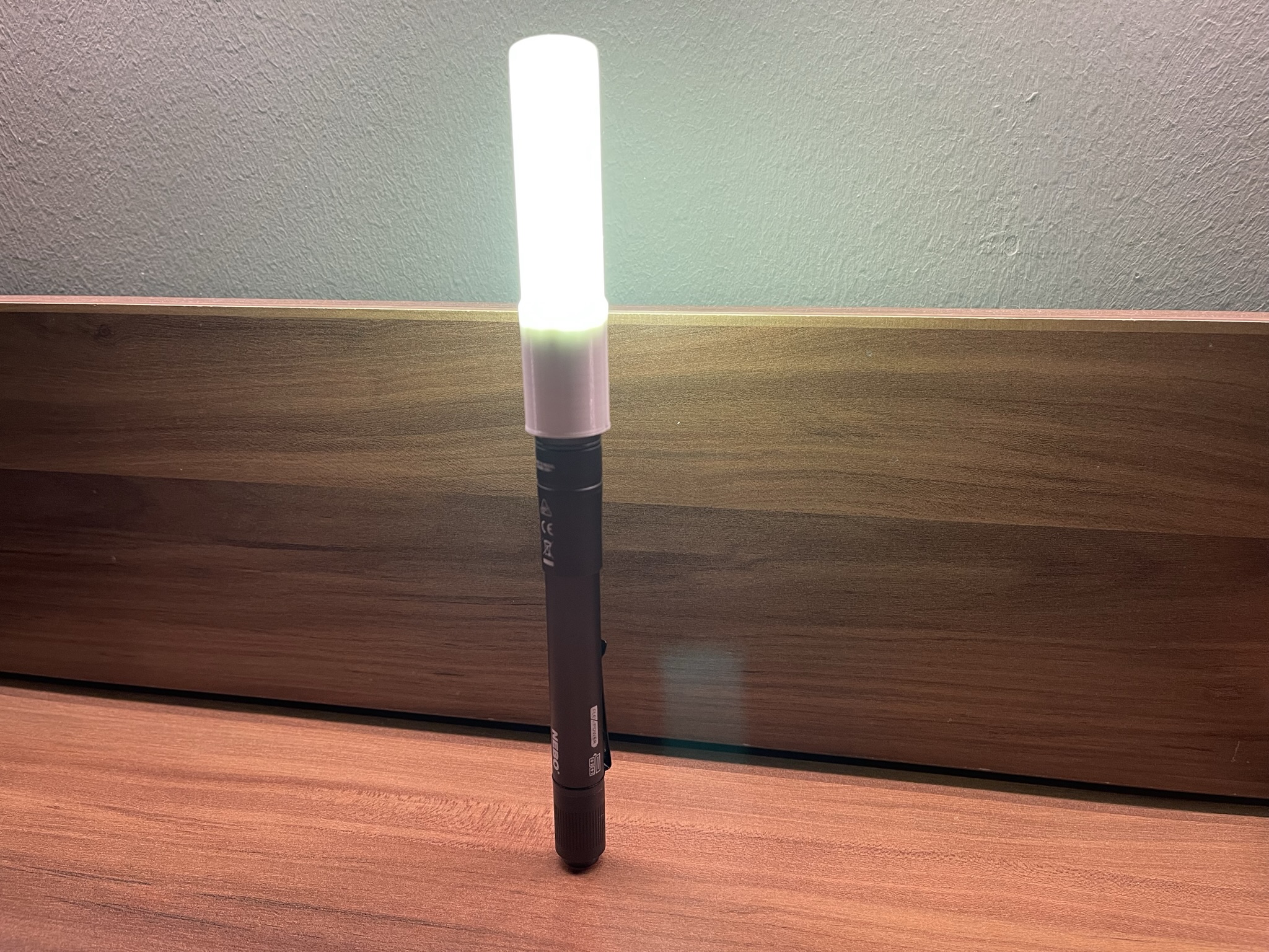 NEBO Columbo Flex flashlight diffusor
