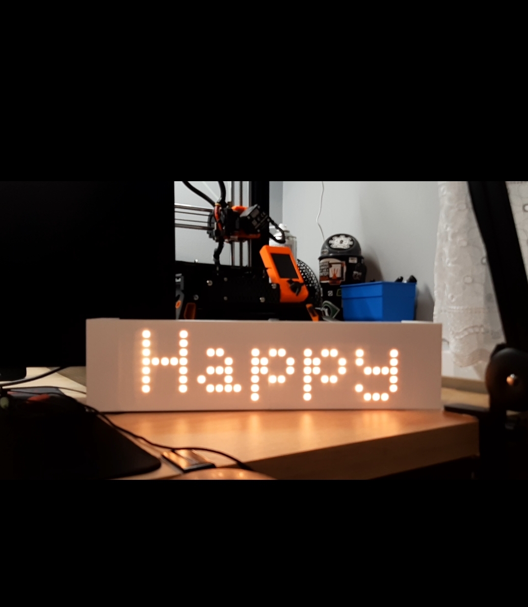 LED TEXT - ON WALL WIFI SEND ESP32