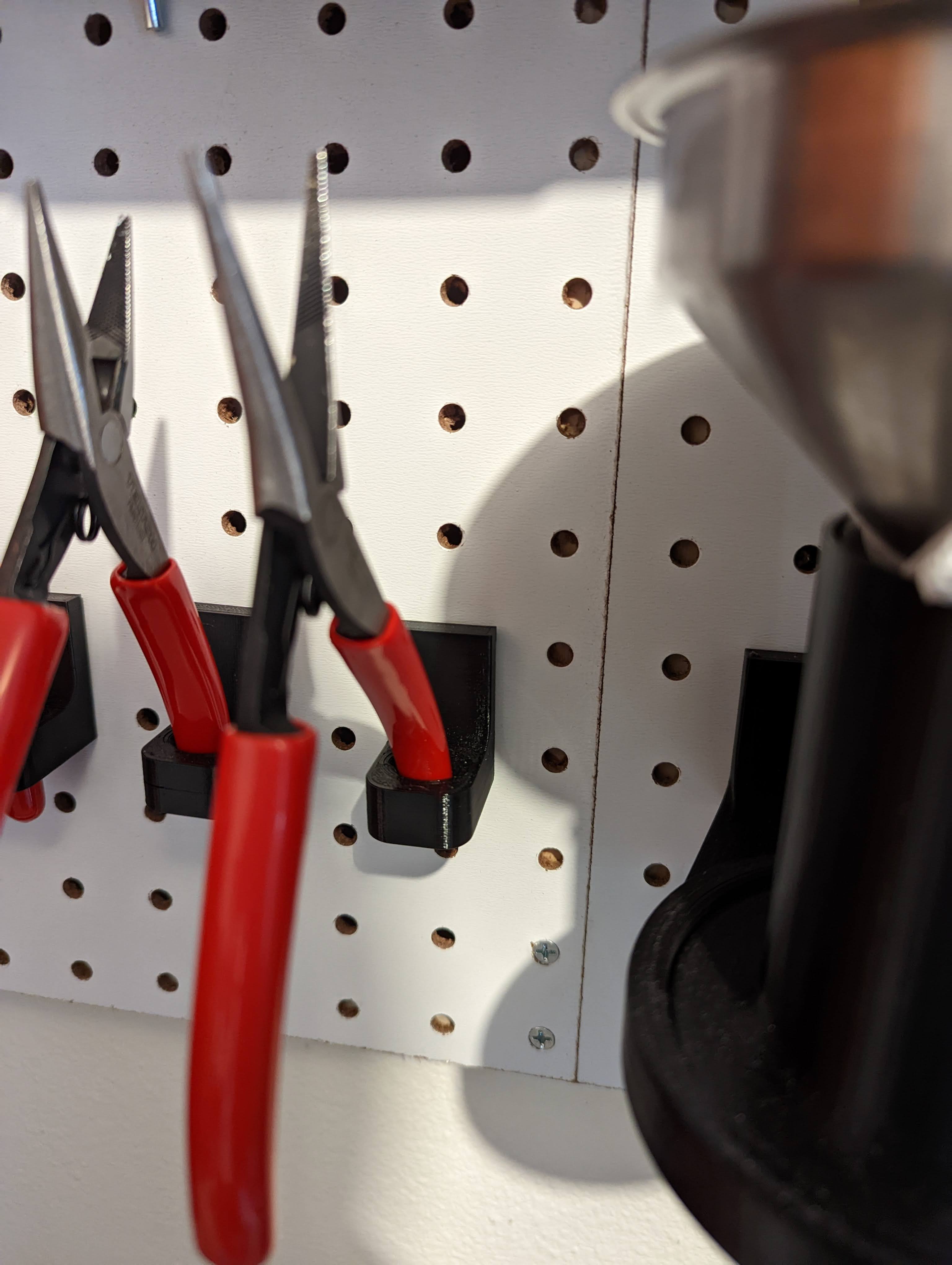 Pegboard Hook for Tekon tools