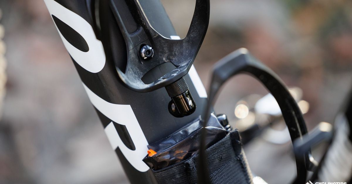 Bottle cage co2 online holder