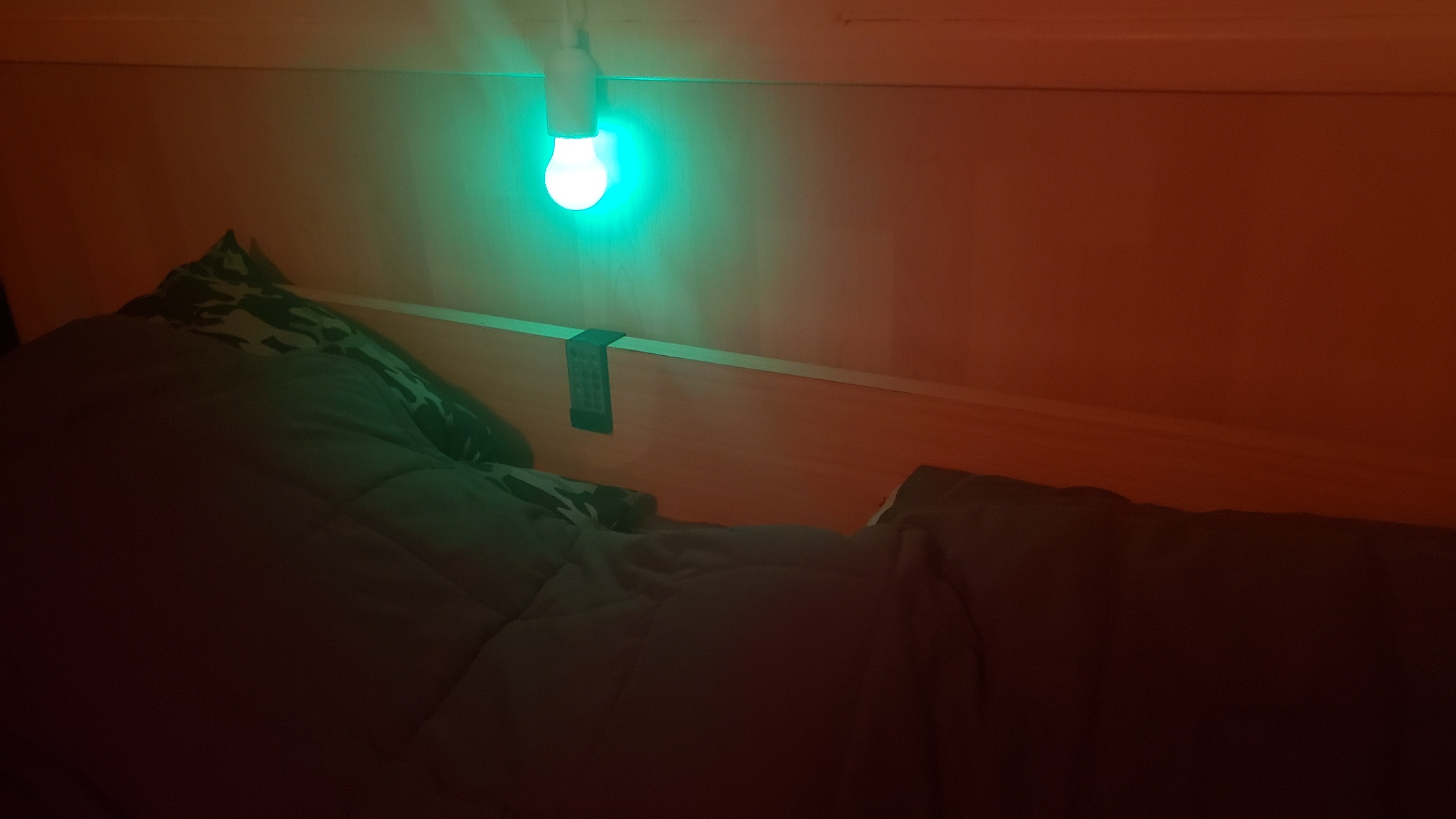 Fast RGB Bulb Remote Holder Vase Mode By PrinterMan Download Free fast-rgb-bulb-remote-holder-vase-mode-by-printerman-download-free