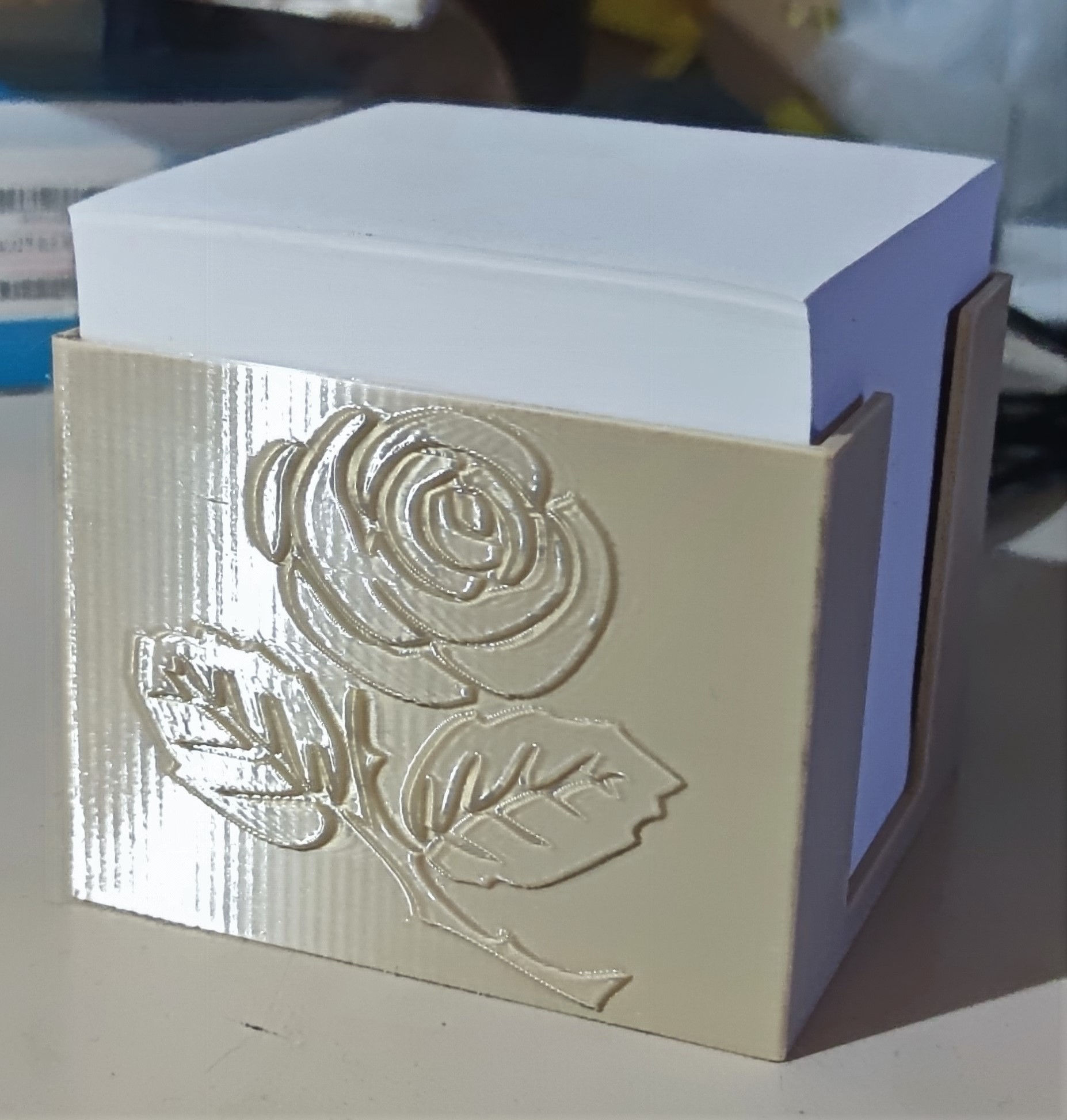 Miniatura 2 do modelo 3D Post it holder parametric