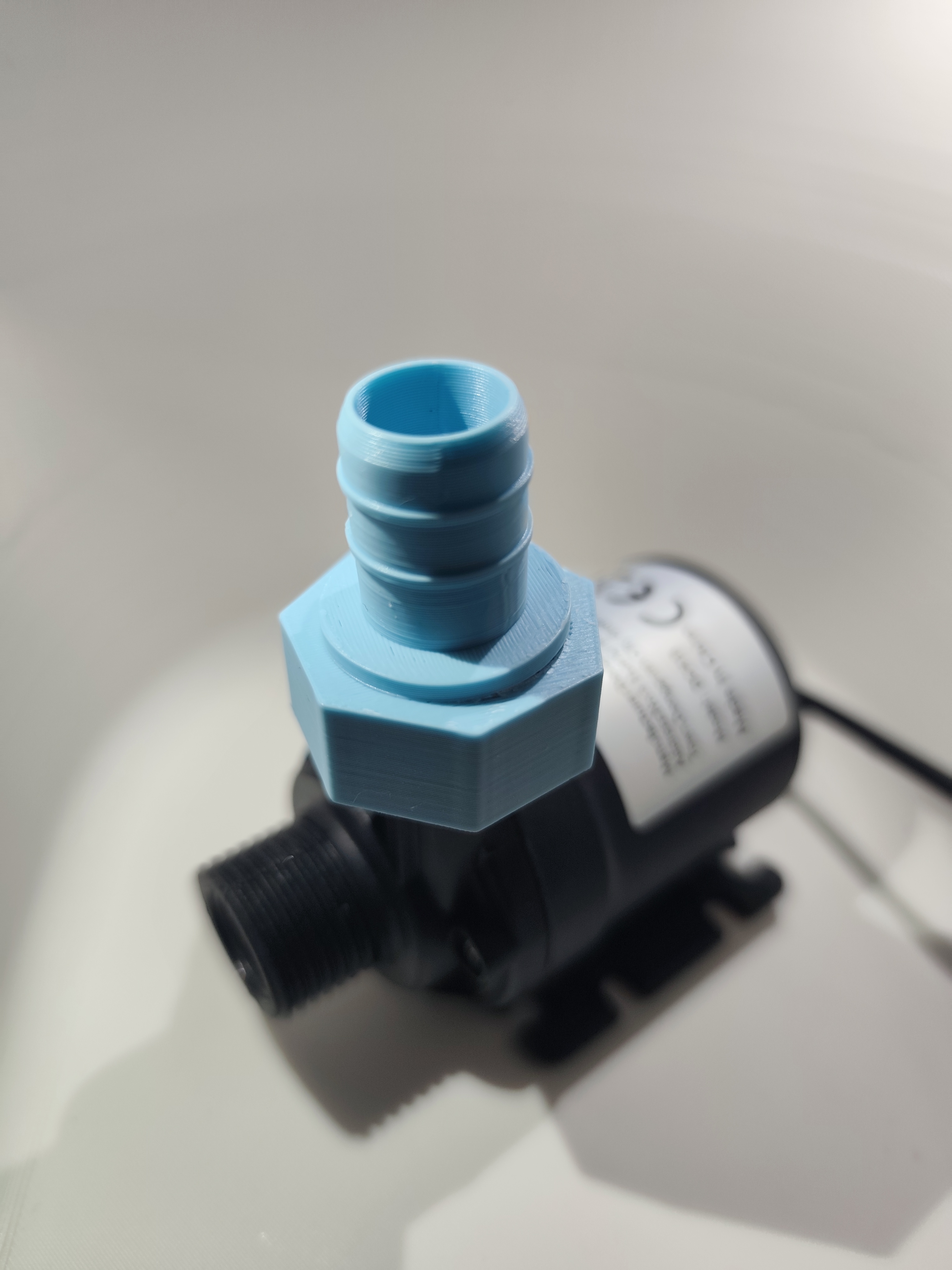 Threaded connector for aquarium pumps 3D model