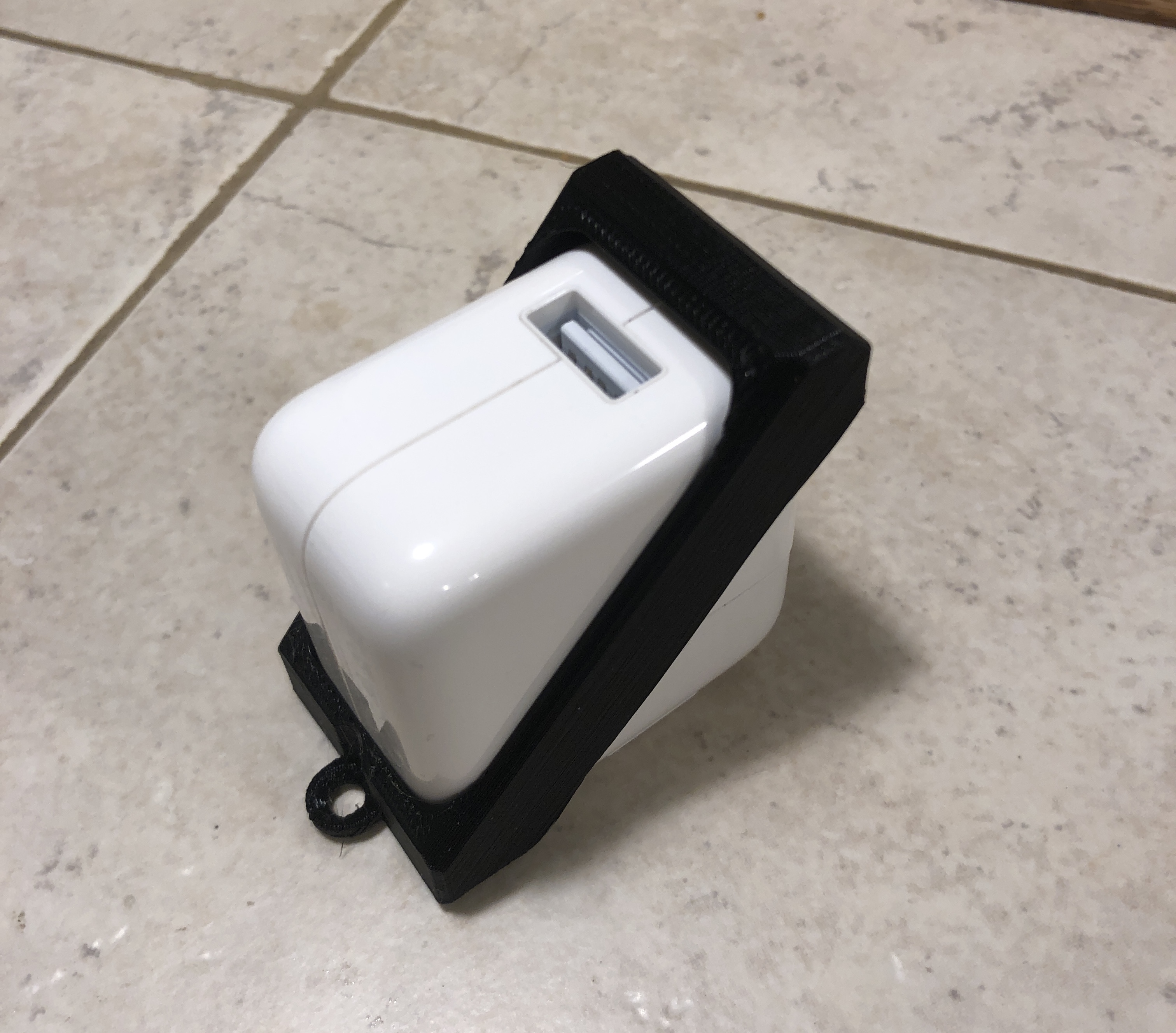 Apple 12 watt USB Charger Retainer
