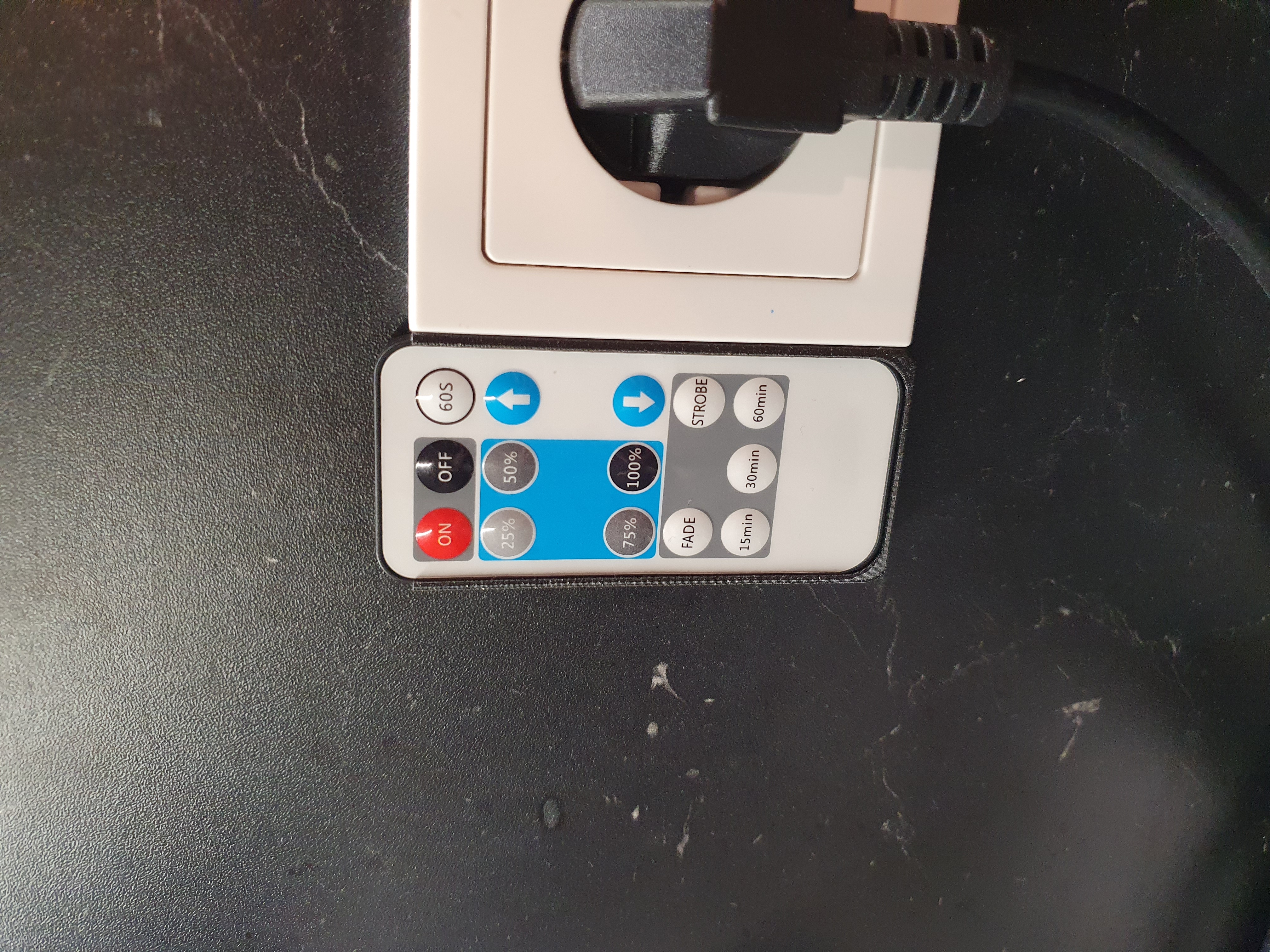 LED-Strip Remote Holders Vasemode