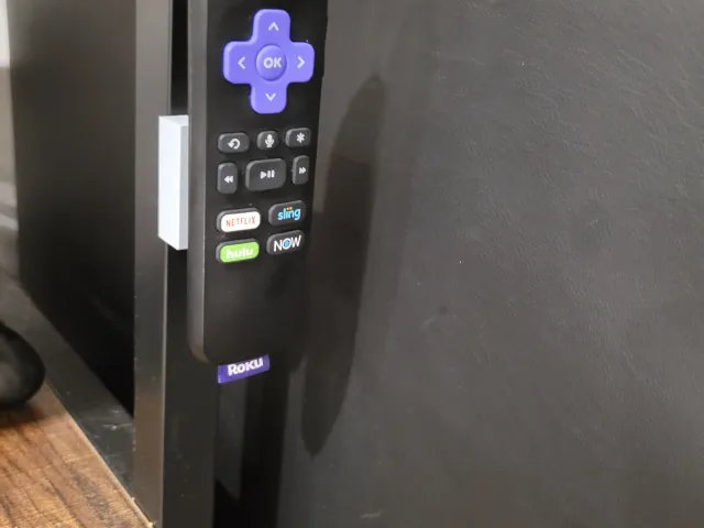 Floating Remote Holder