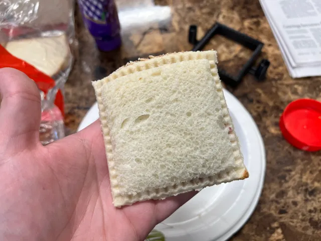 Decrustable Sandwich Maker