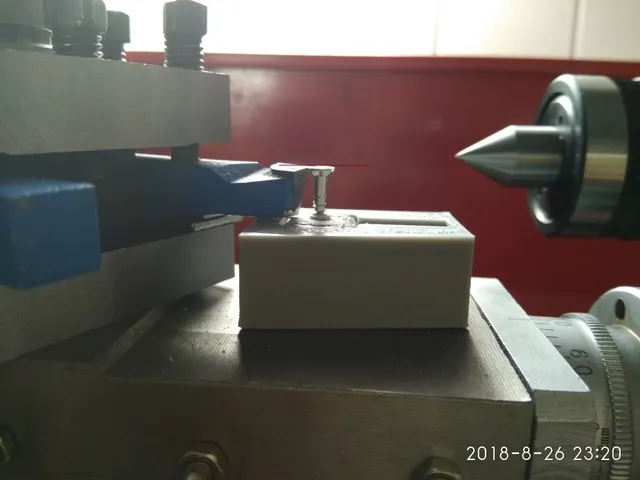 Lathe level guide