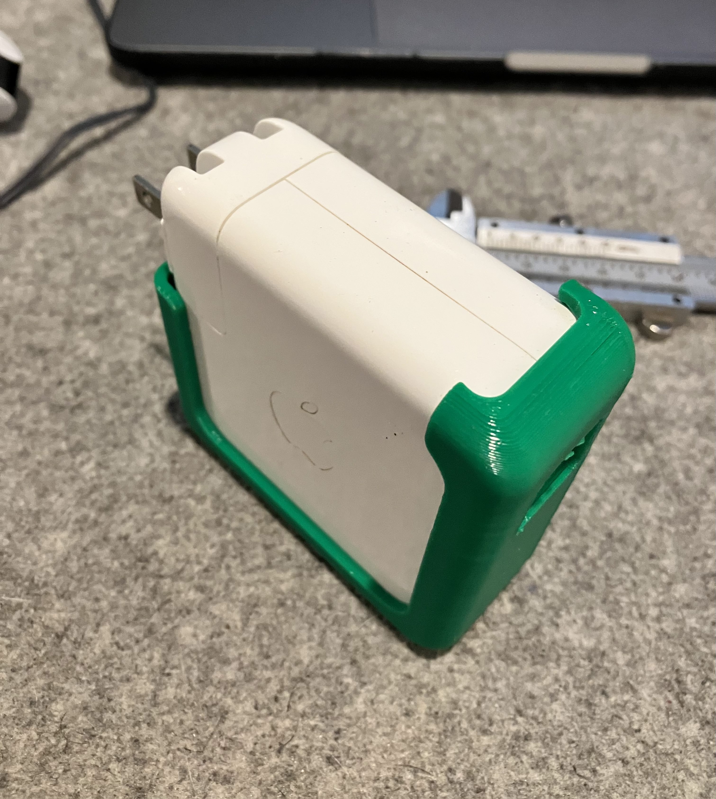 Macbook pro charger 61W case