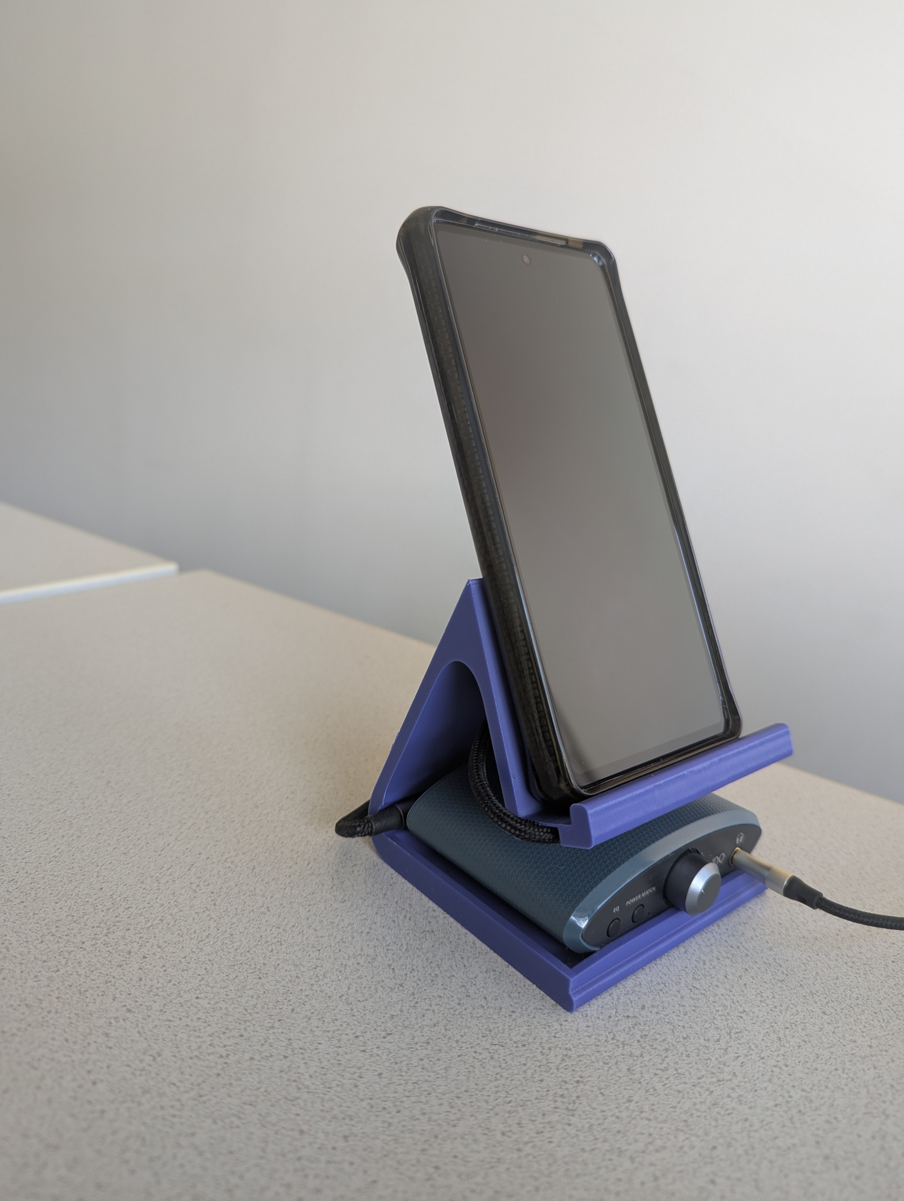 iFi audio uno phone stand