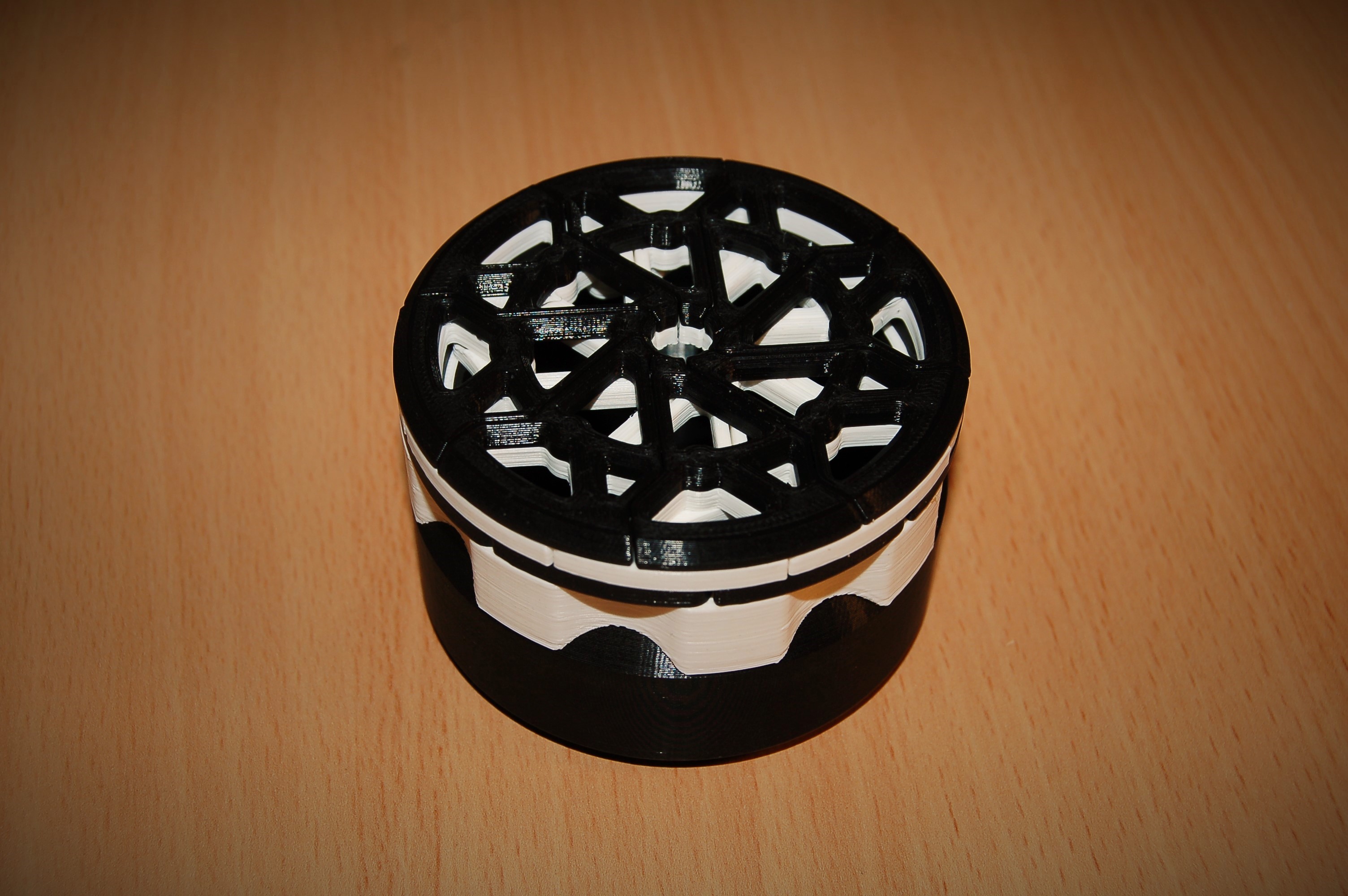 Miniatura 5 do modelo 3D Octo-Iris Box