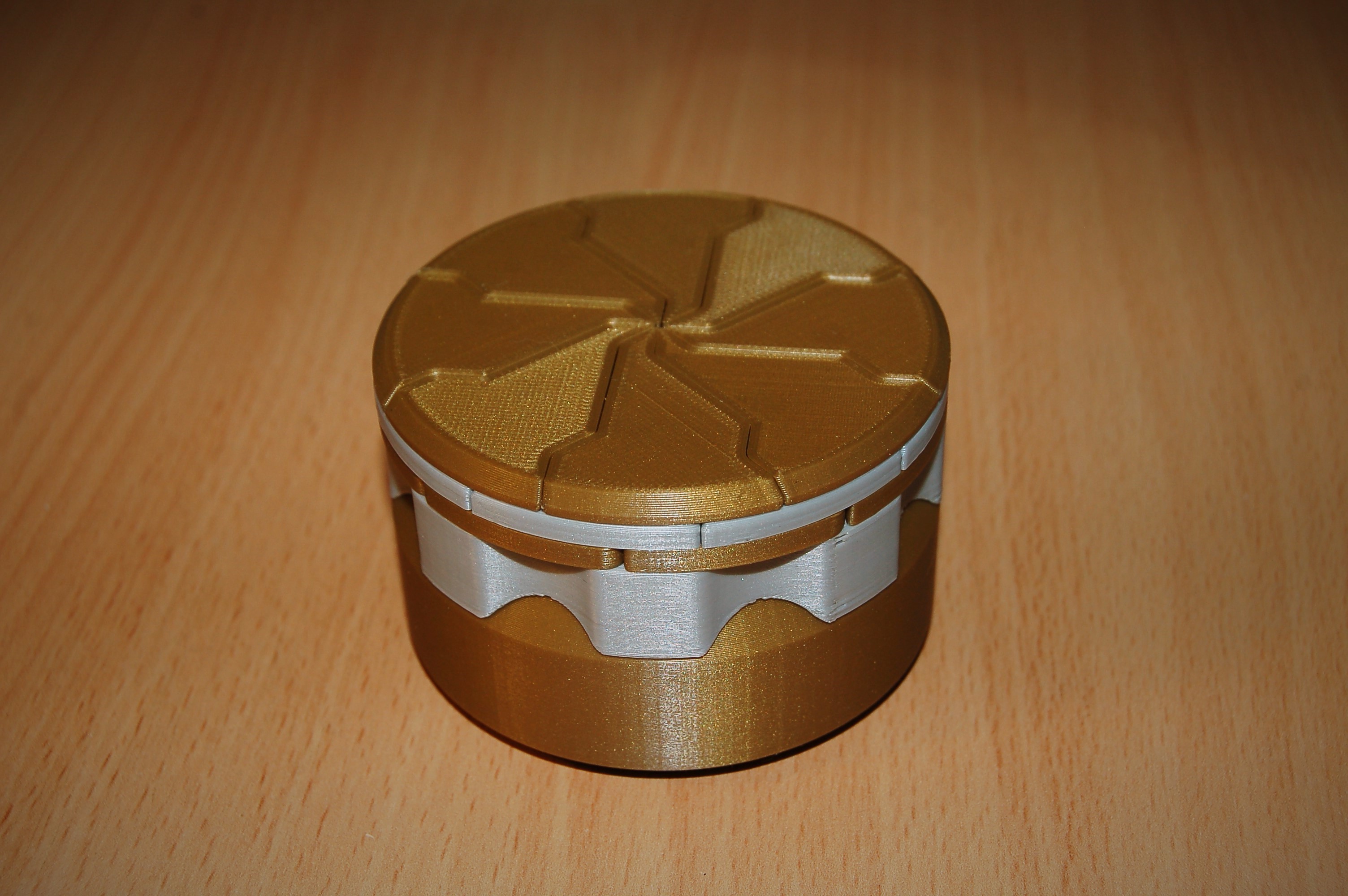 Miniatura 9 do modelo 3D Octo-Iris Box