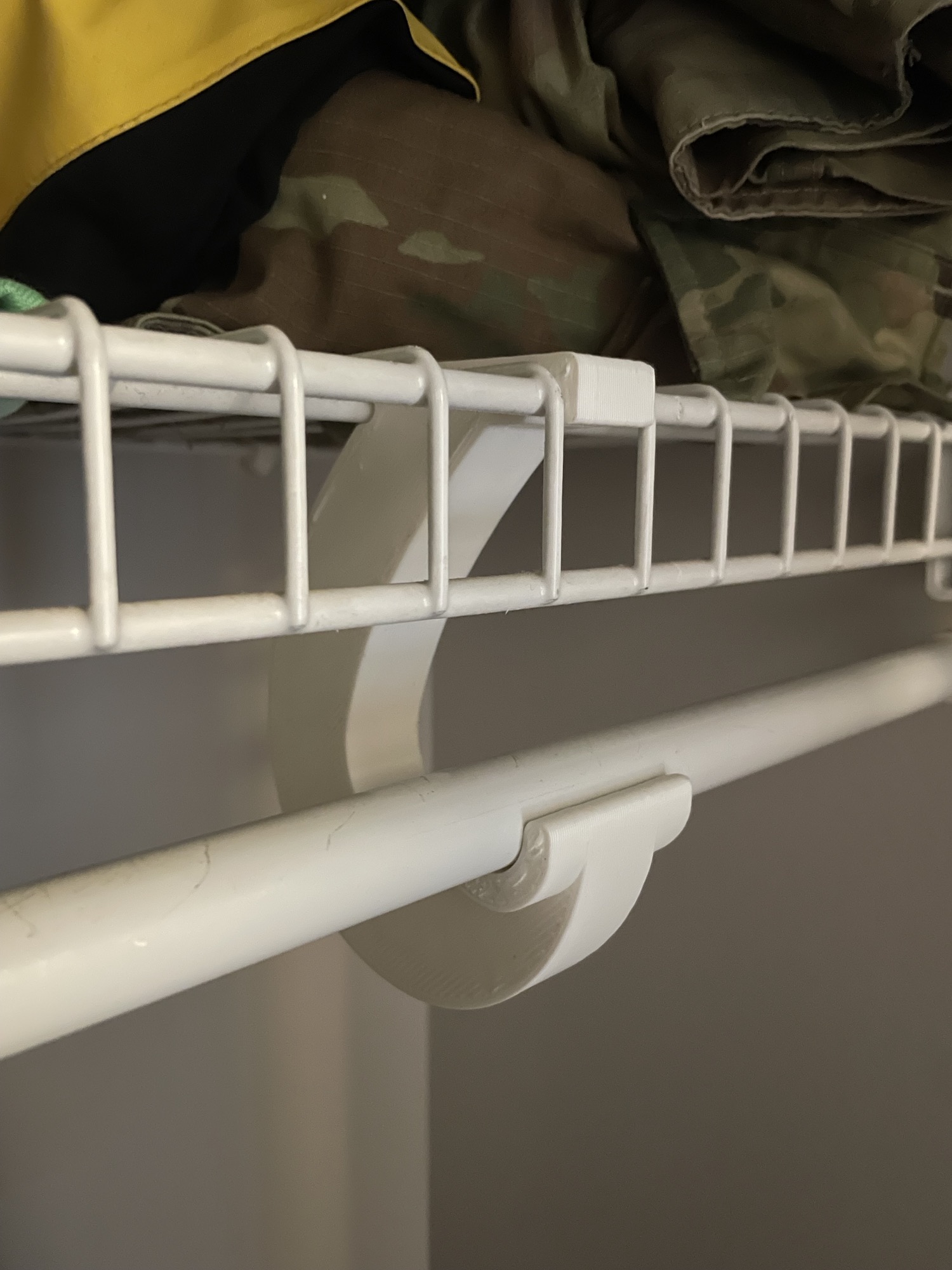 Wire Shelf Clothes Rod Hook