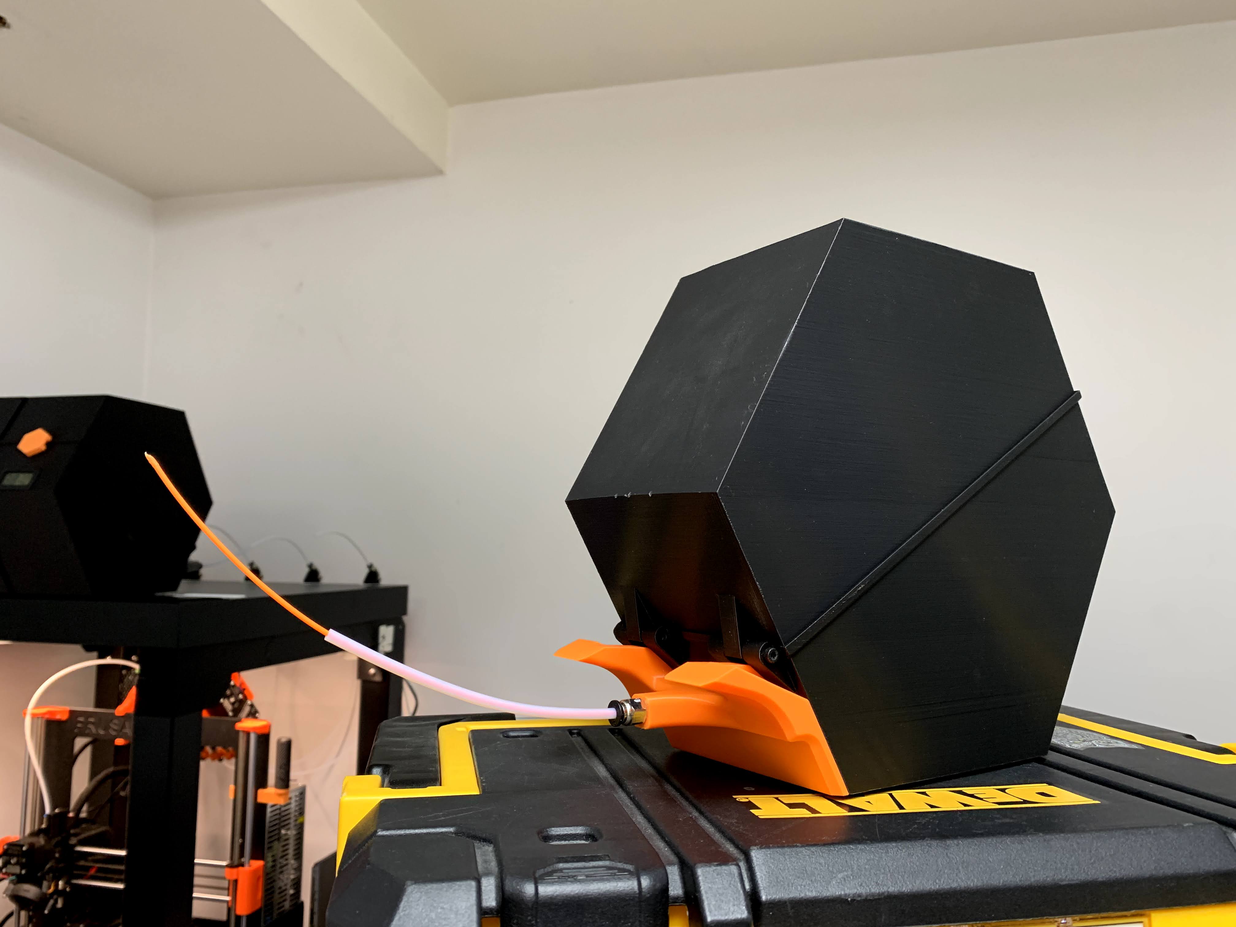 Extended PTFE (PC4M10) QuickFitting Mod for Prusa Drybox [V3] by Line