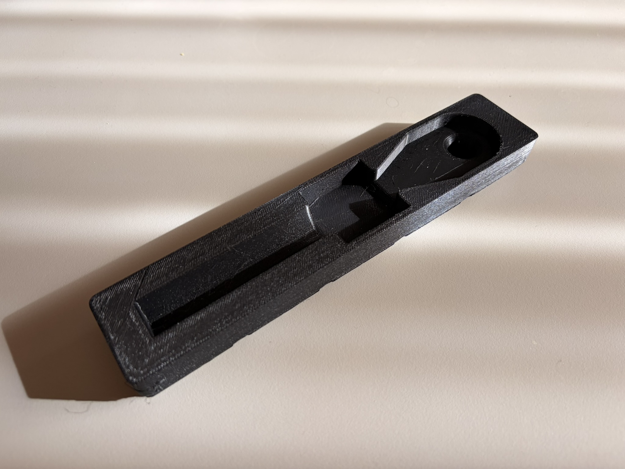 Gridfinity Kobalt 3/8" Drive Ratchet Holder 1x5x3 (But with out the letters)