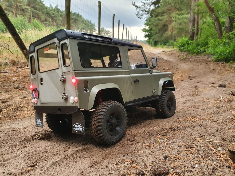 3D sets Landy mud guard
