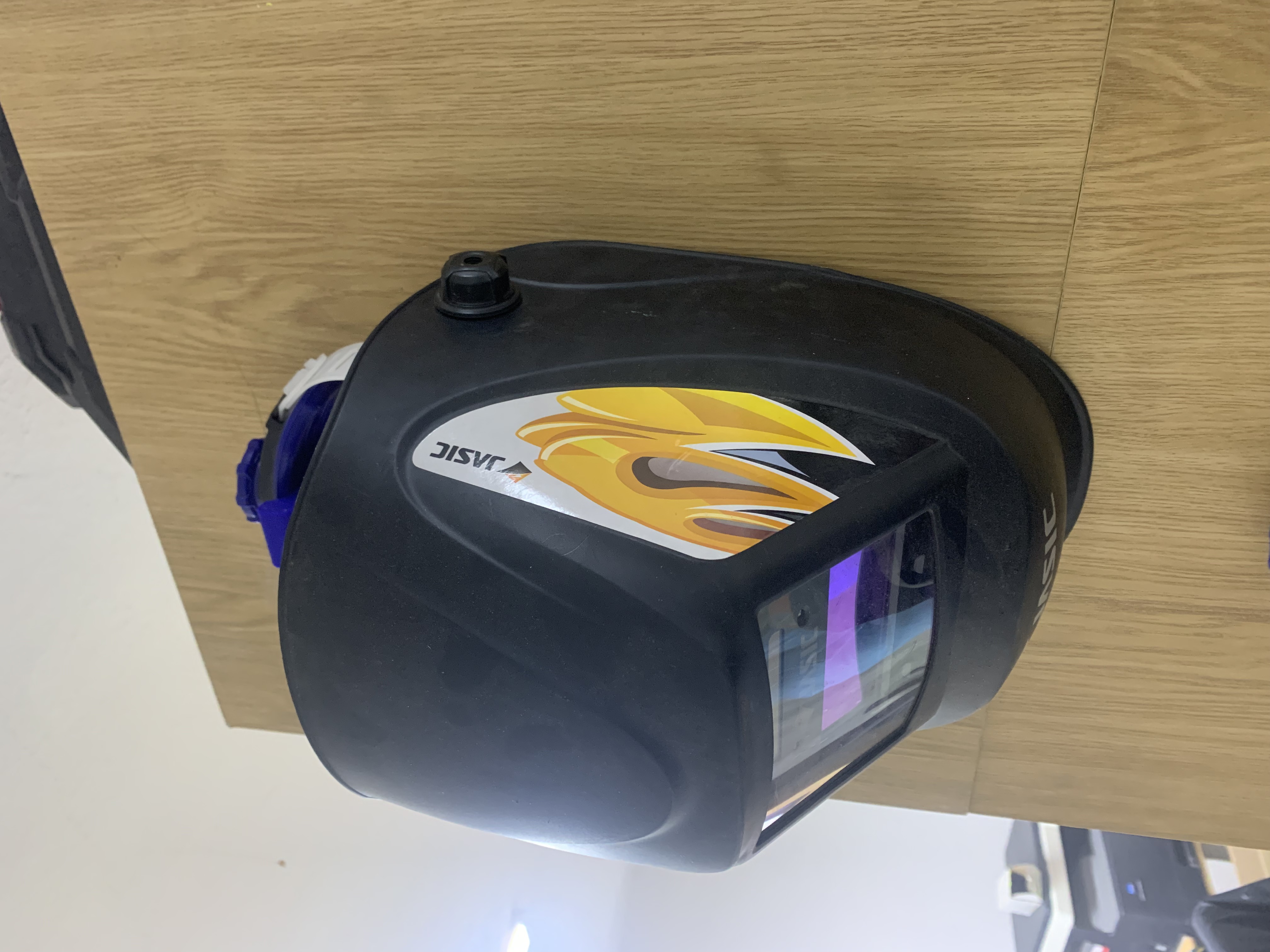 Miniatura 2 do modelo 3D Welding helmet wallhook