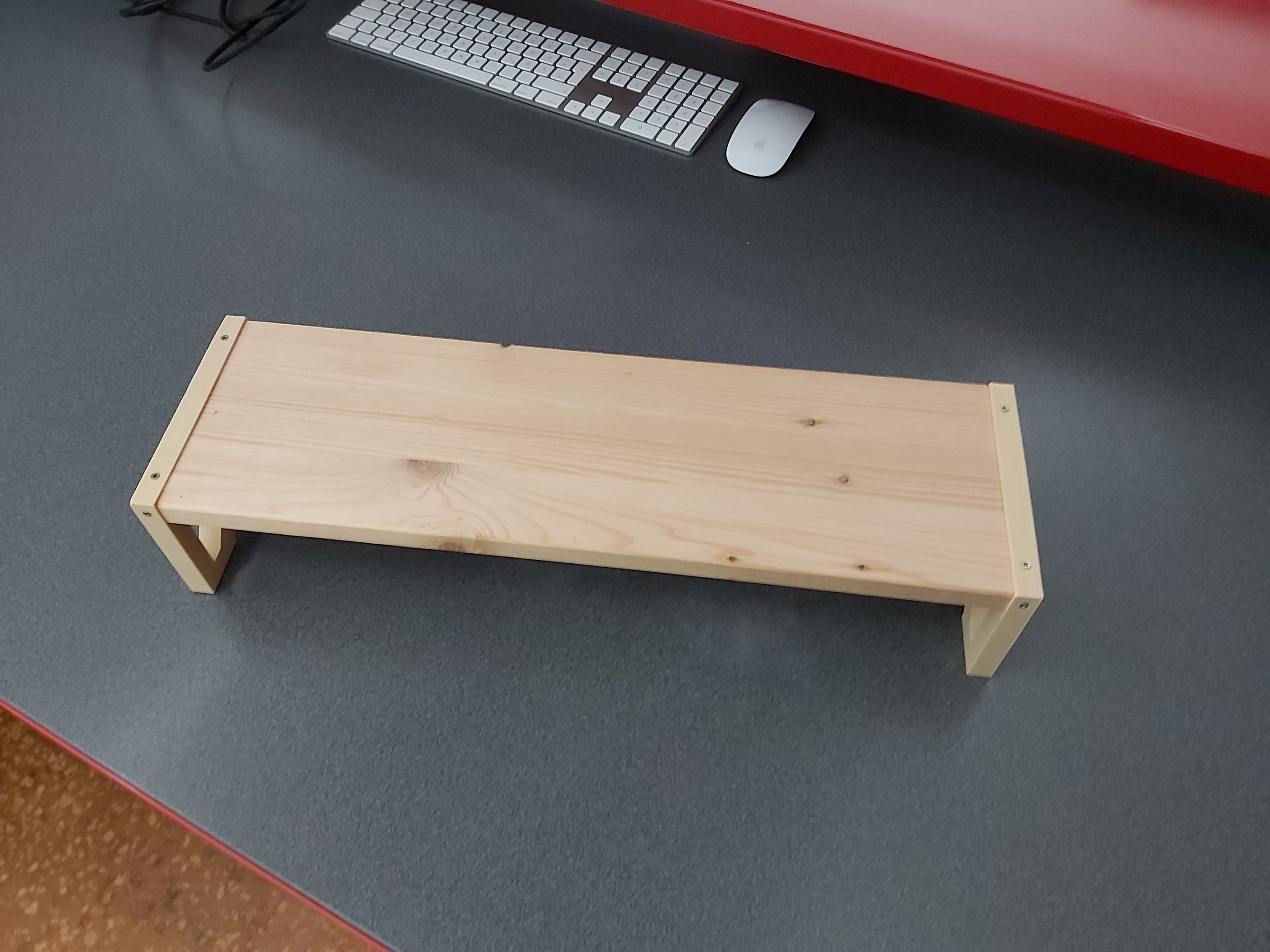 Screen Stand