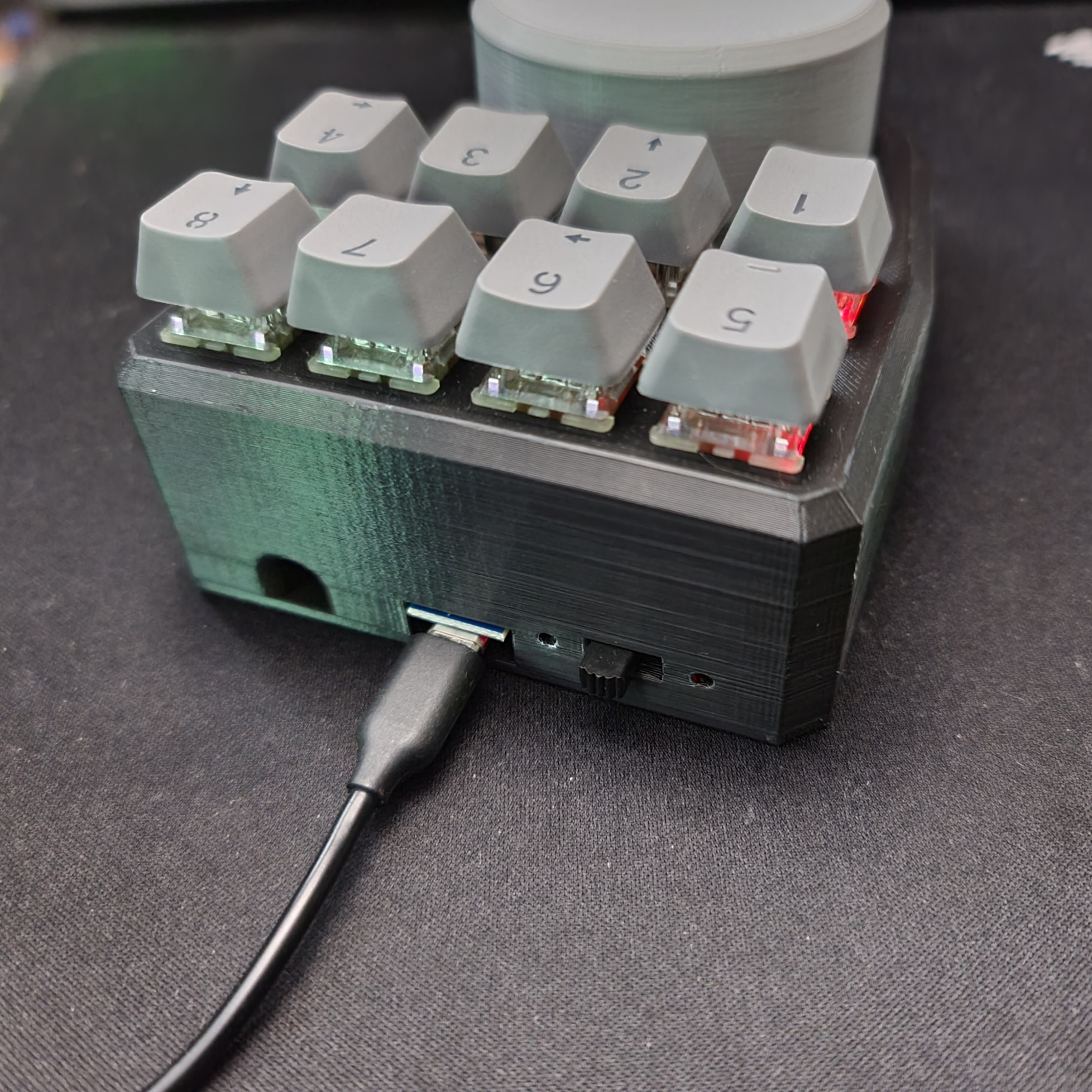 Macro Knob and Keyboard by TrashBoat Download free STL model