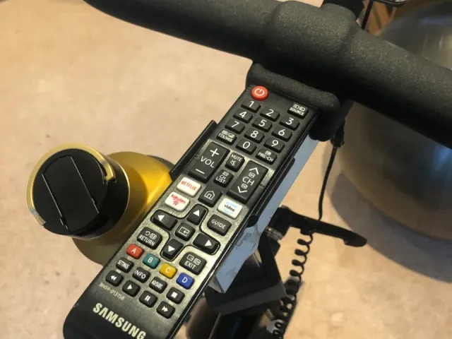 Samsung TV Remote - Magnetic clip