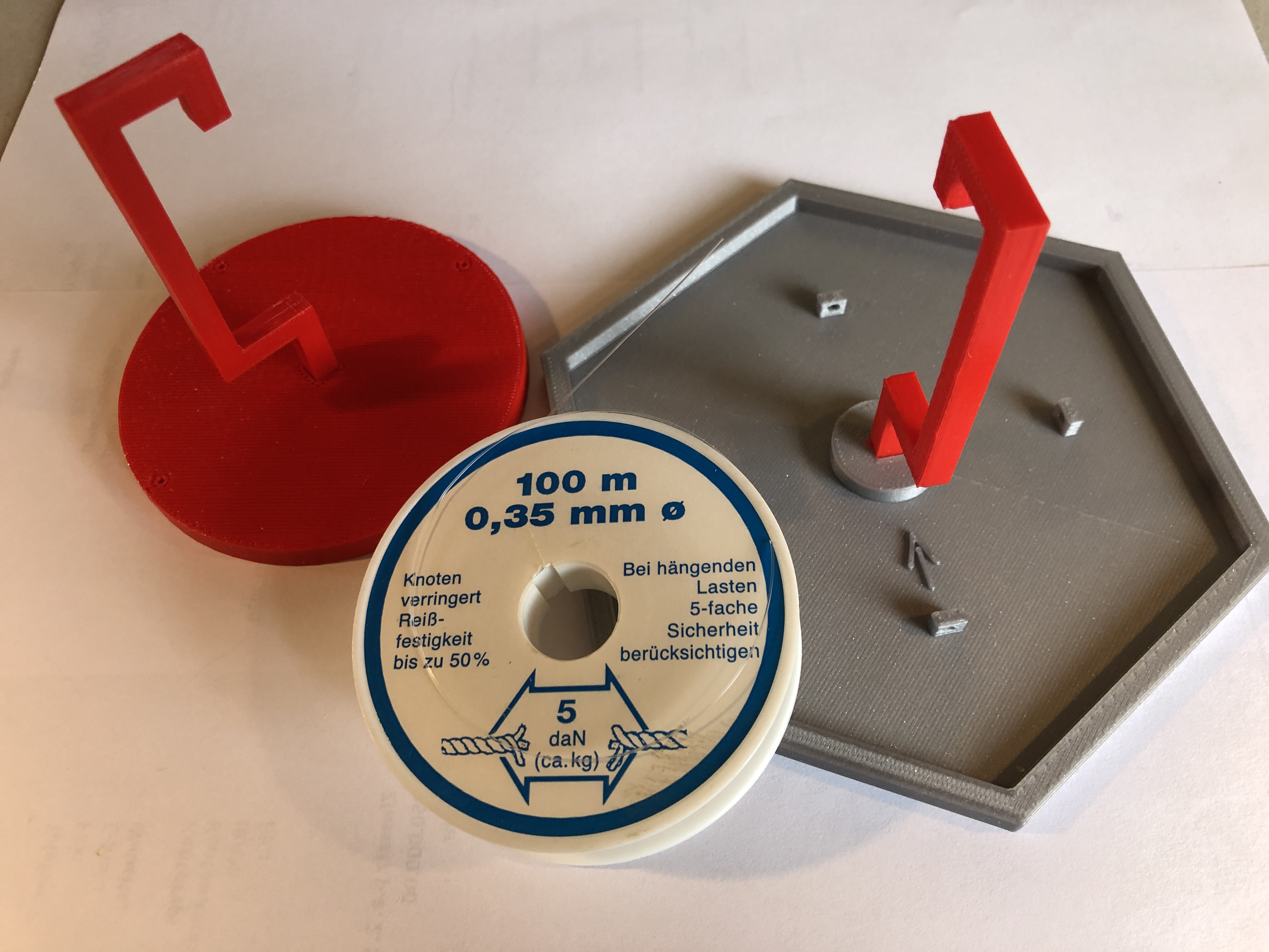 Miniatura 11 do modelo 3D Magnetic Tensegrity Table