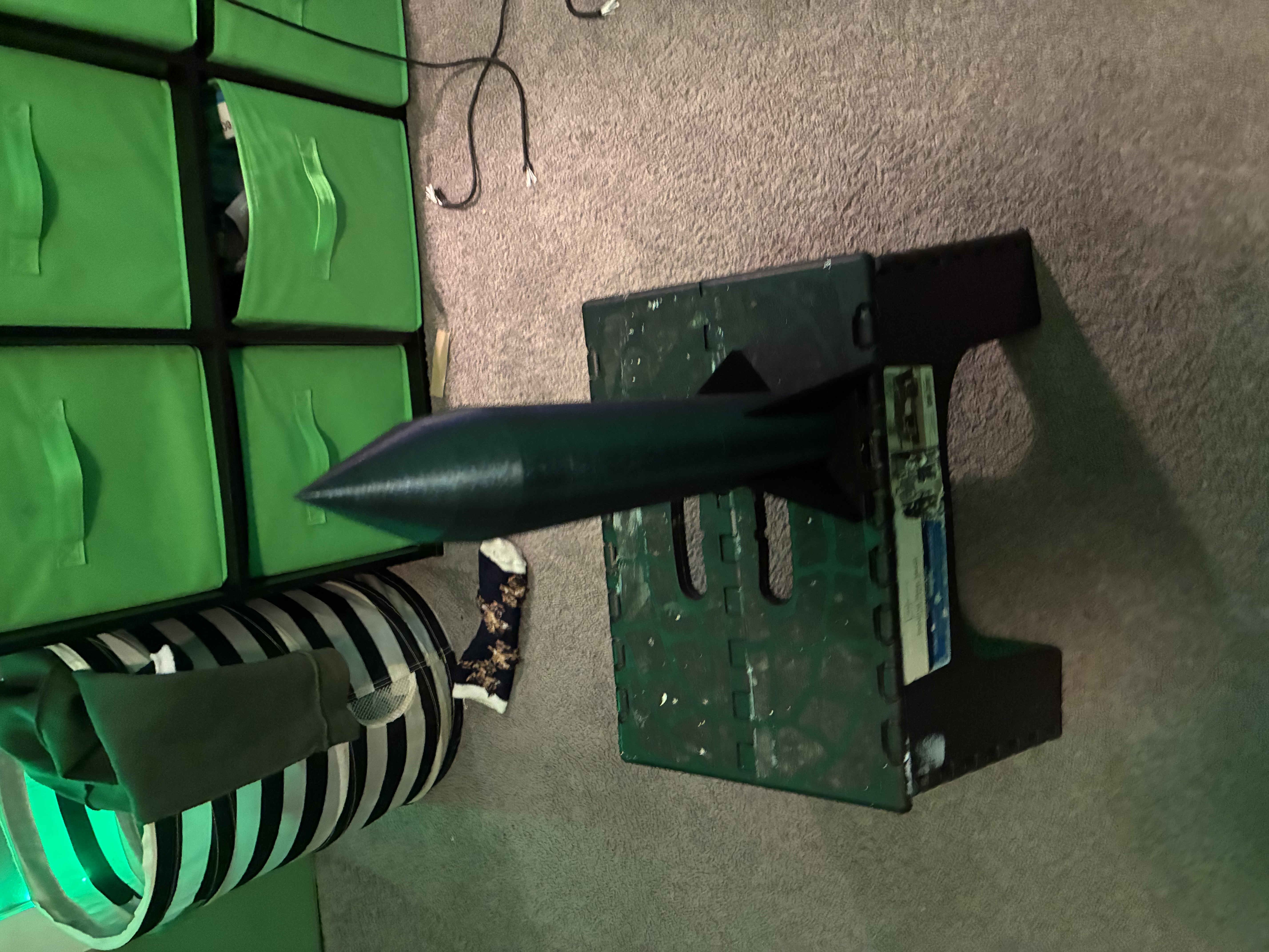Miniatura 5 do modelo 3D Working rocket
