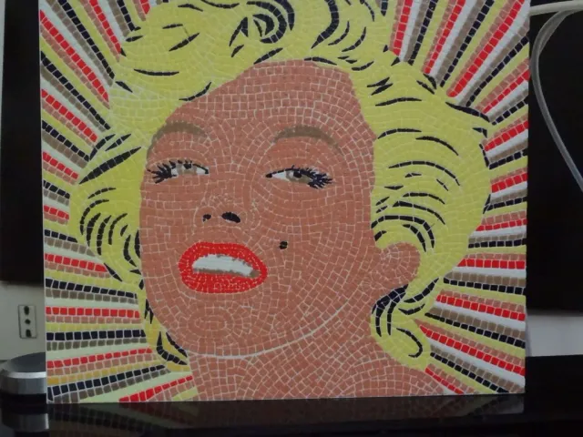 Marilyn Monroe Mosaic -  6 colors printable mosaic