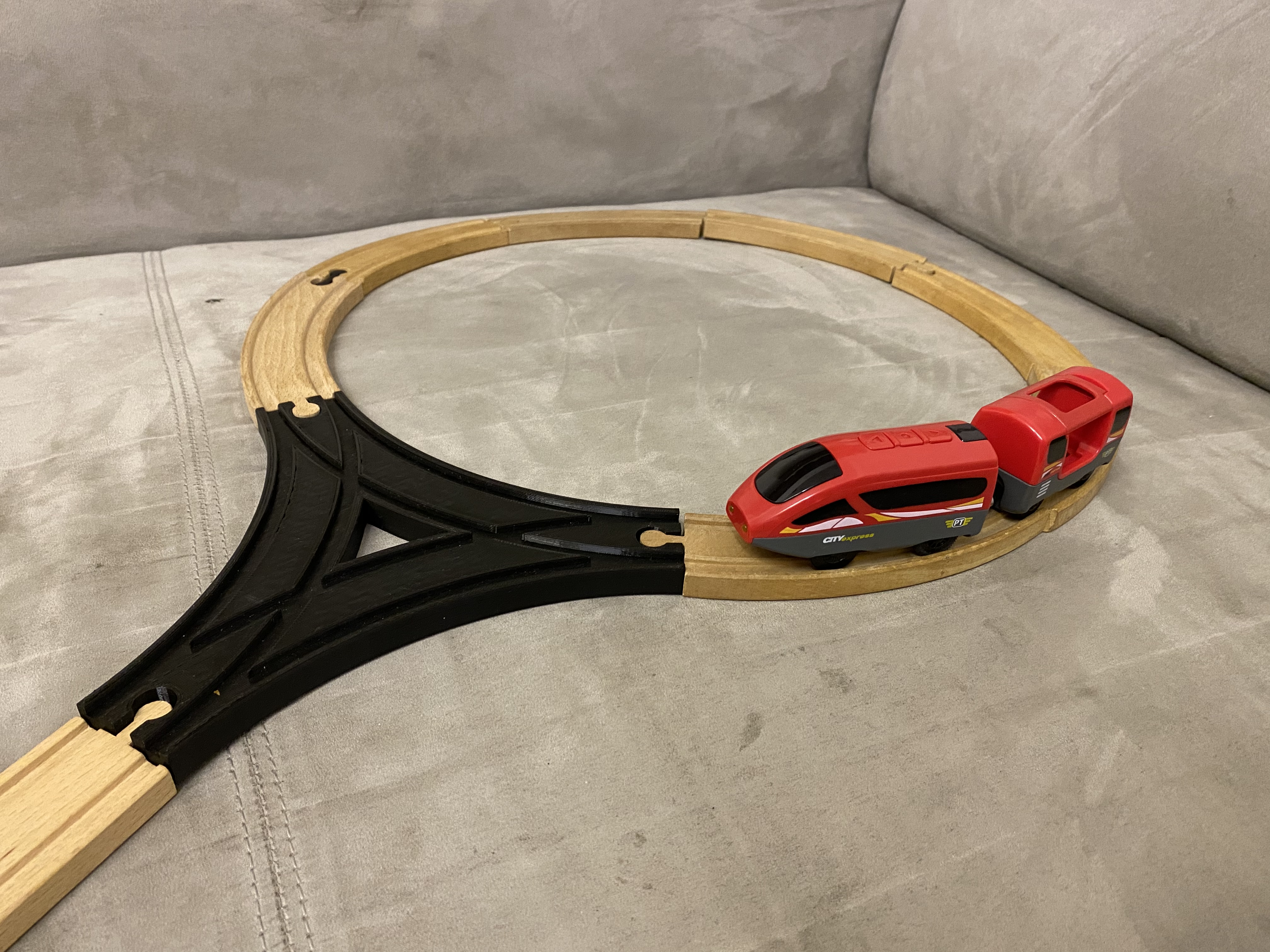 regular triangle rail cross - ikea brio lidl kaufland