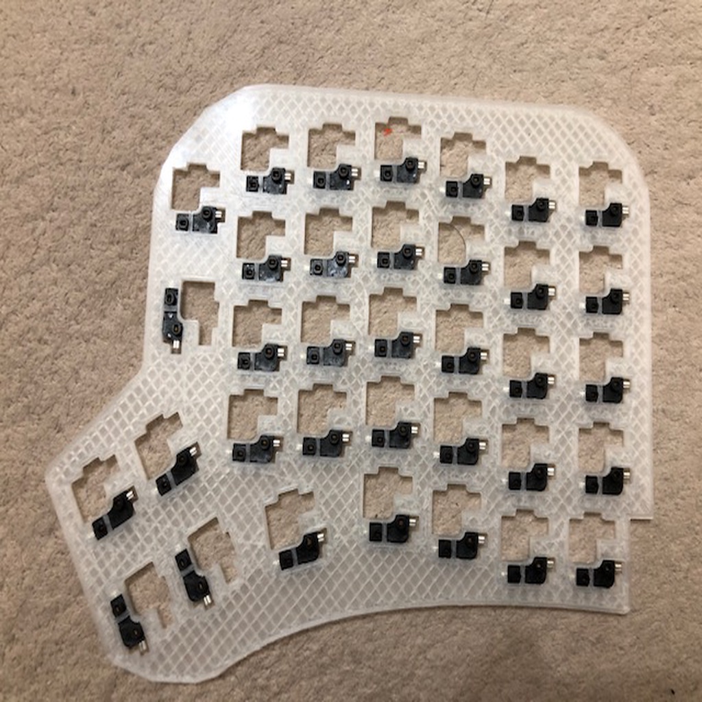Redox Mid Plate for Kailh Hot Swap Sockets