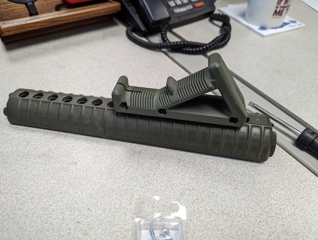 C7 rifle foregrip