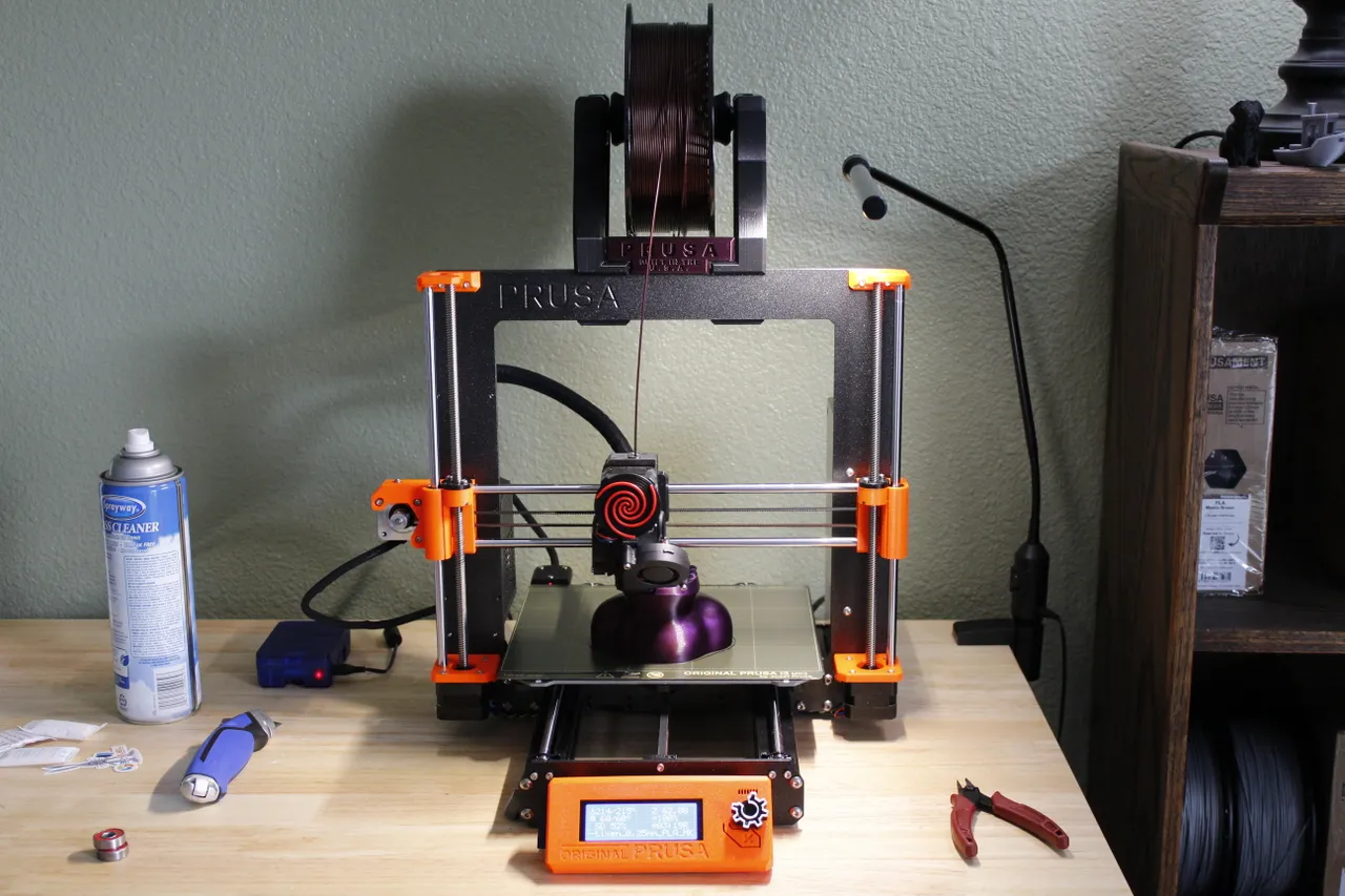 Living on the edge' spool holder : r/prusa3d