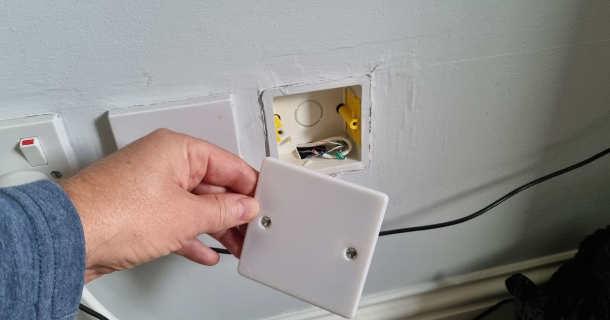 1 Gang Blank Cover/Plate (for UK wall box) by Lynton Jennings