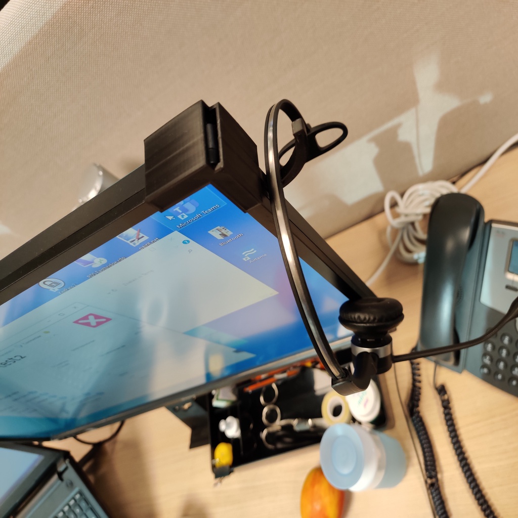 Headset monitor holder
