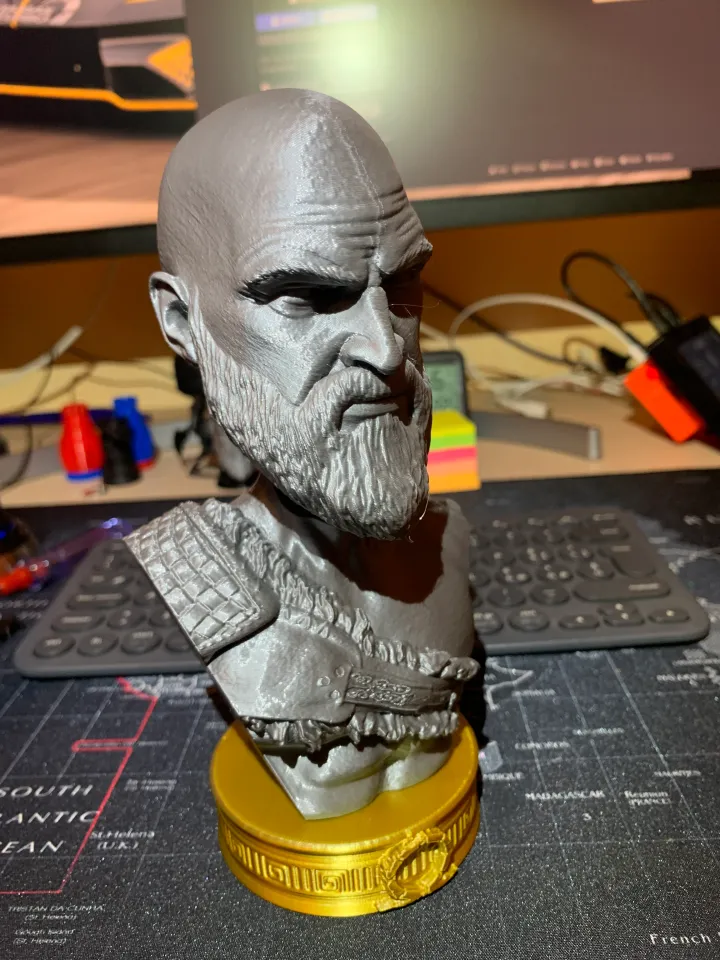 KRATOS BUST BOBBLEHEAD by Manuel